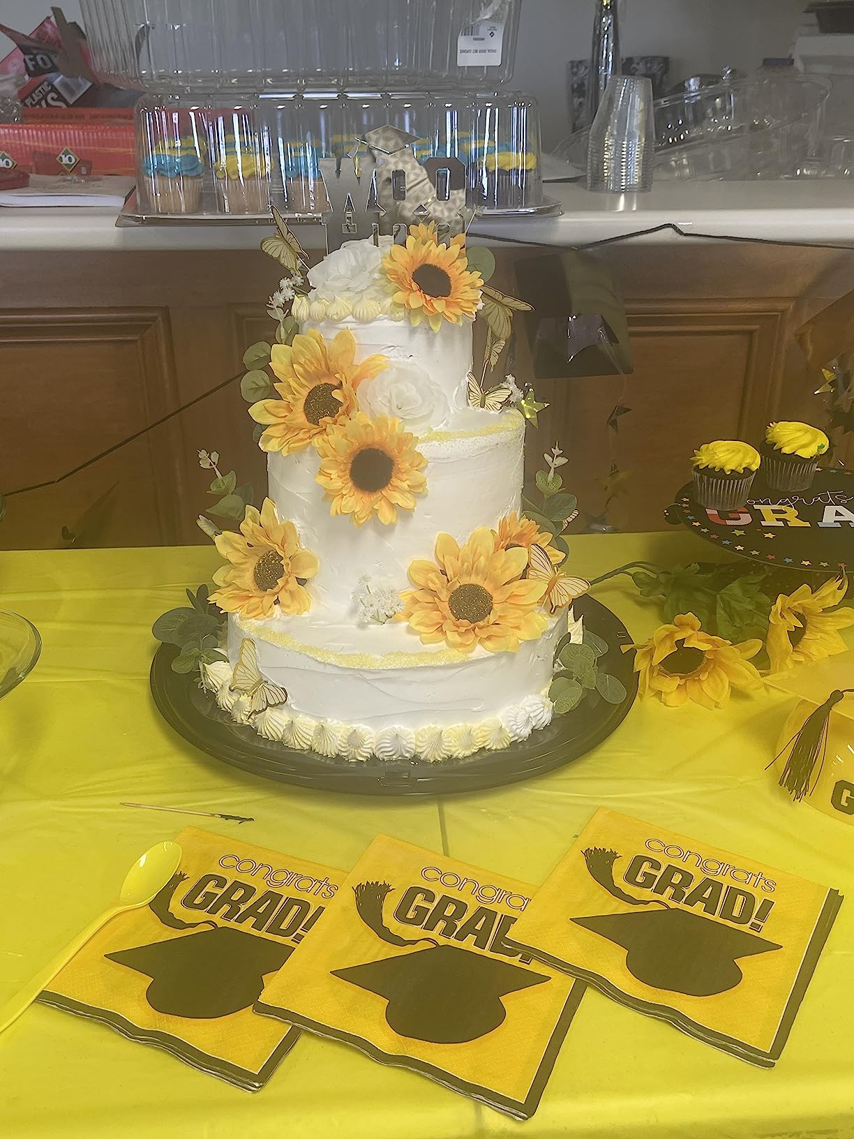 2/mo Finance 28 PCS Sunflower Rose Flower Cake Decorations Butterfly