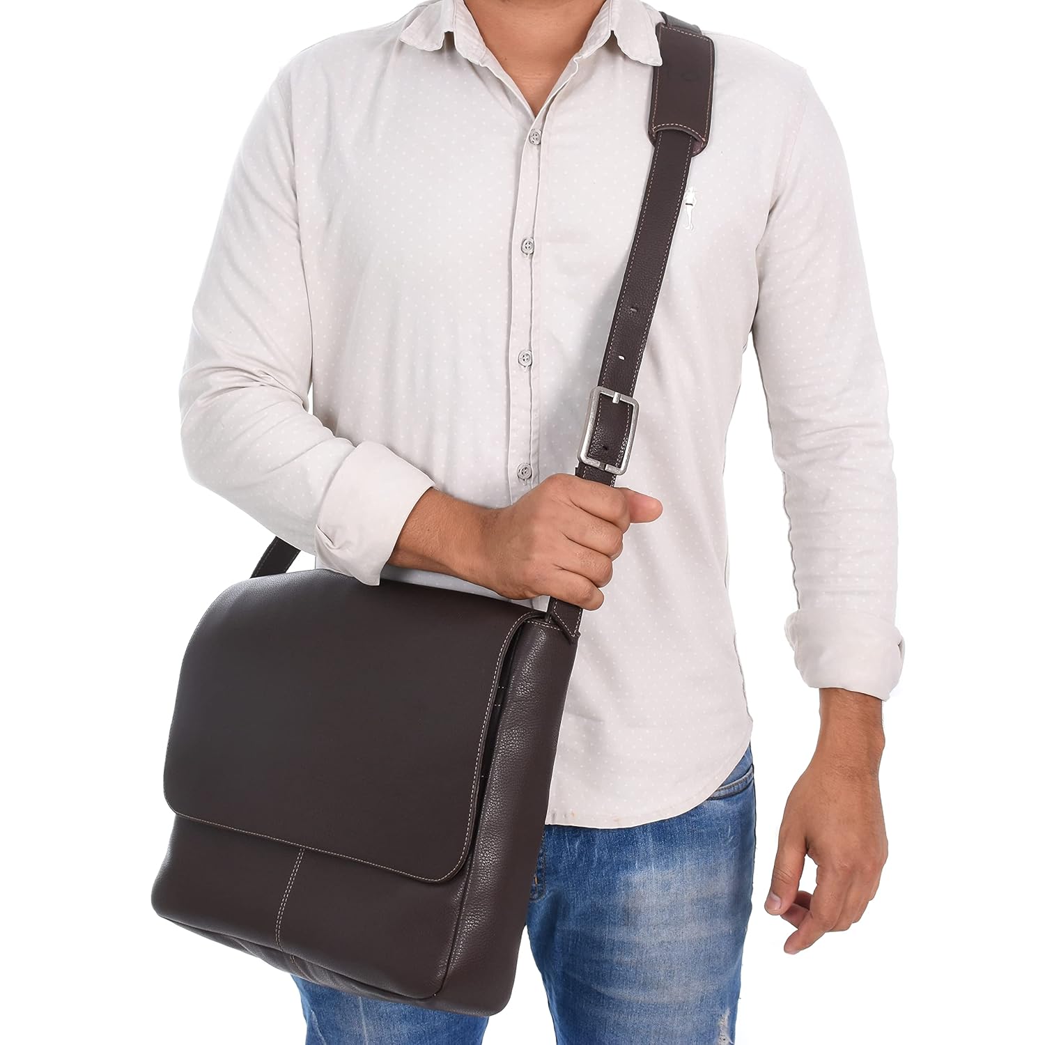 BOLSA PASTA MALETA 100% COURO PARA NOTEBOOK 15,6 POLEGADAS (PRETO) em promoção! Veja a oferta e mais achadinhos de Mochilas & Pastas Masculinas 9 Hoje é o melhor dia para comprar BOLSA PASTA MALETA 100% COURO PARA NOTEBOOK 15,6 POLEGADAS (PRETO) com aquele preço maroto! Promoção! Aproveite a oferta! 9