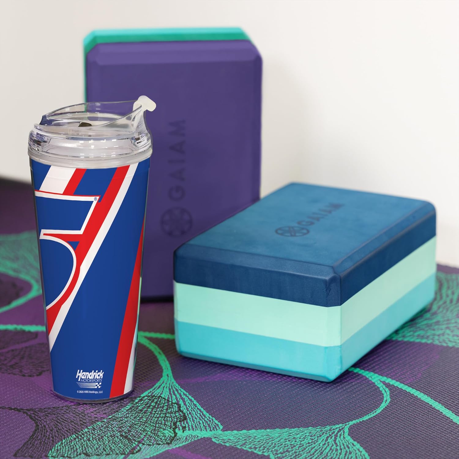 Rico Industries NASCAR Racing Kyle Larson 24oz Acrylic Tumbler with Hinged Lid, Officially Licensed Double Wall Tumbler with Straw - Image 3