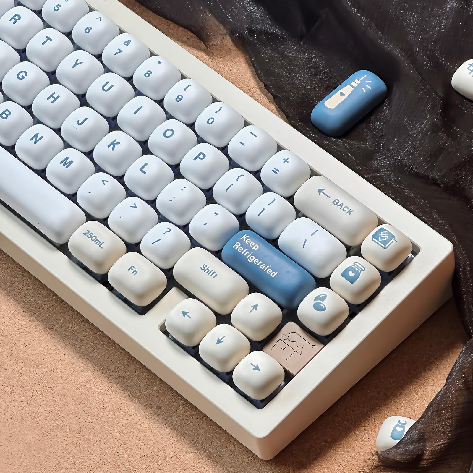 Amazon.com: Sumgsn PBT Cute Keycaps, White/Beige/Blue MOG Profile