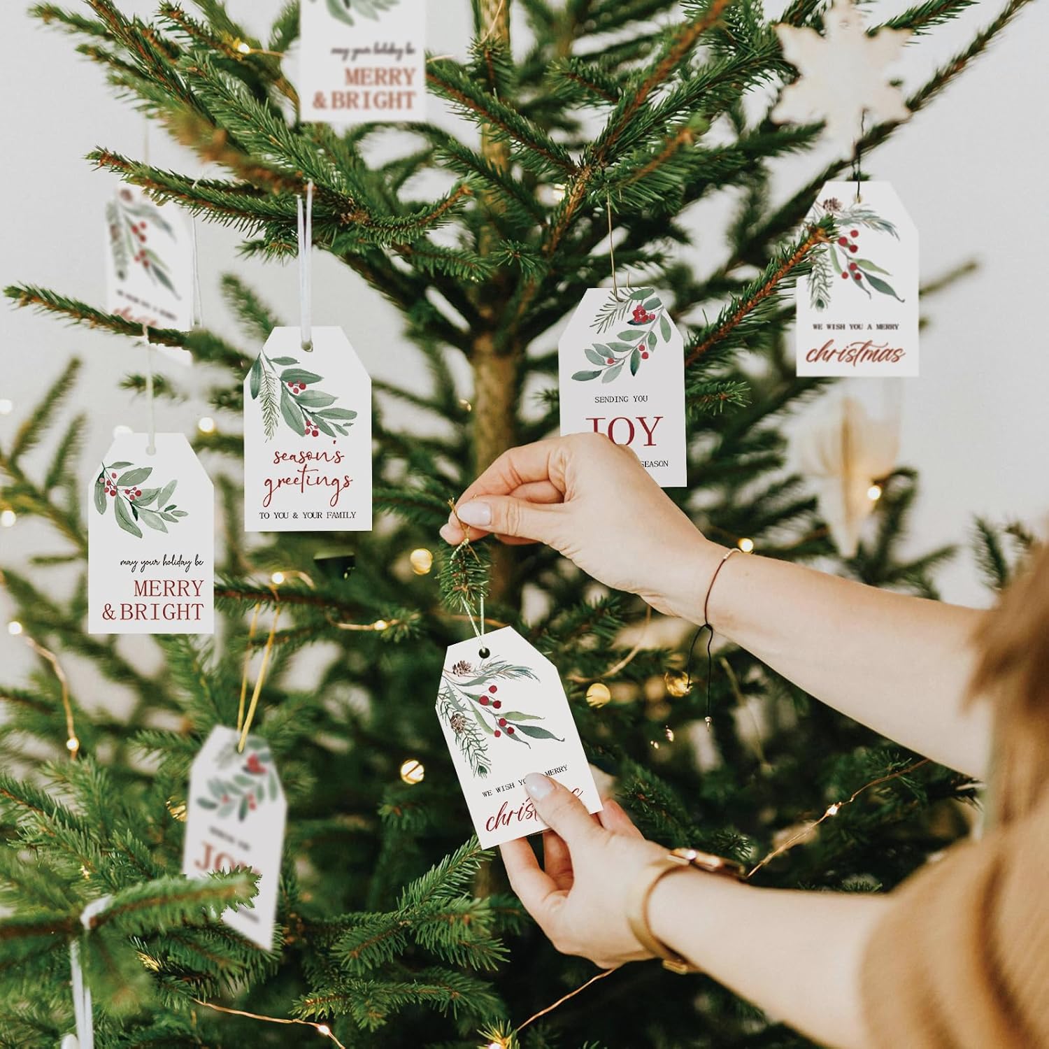 100 Pcs Merry Christmas Gift Tags Happy Holidays Paper Tag Watercolor Holly Xmas Hanging Label Tags with Hemp Rope for Xmas Season Gift Wrapping DIY Crafts, 4 Designs - Image 7