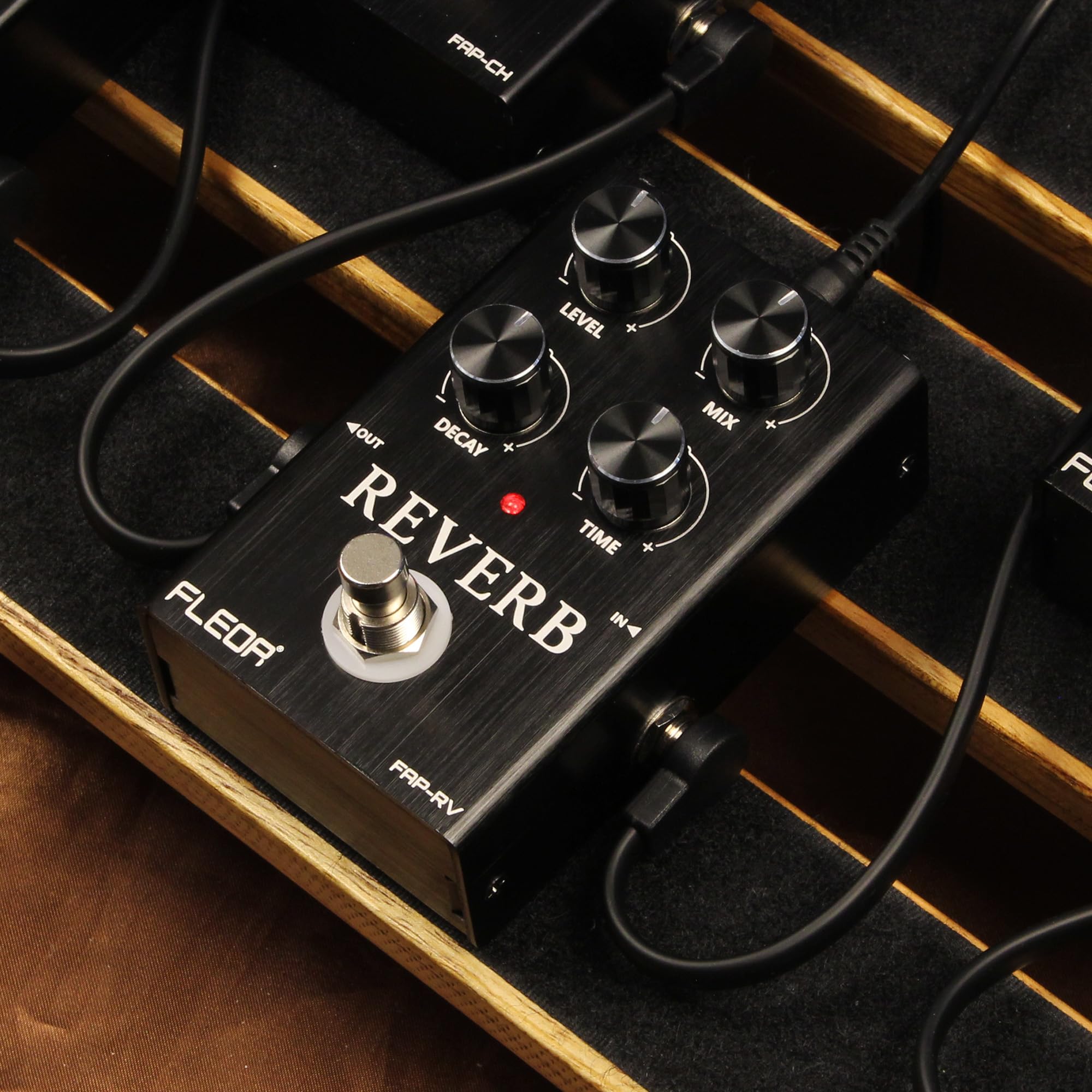 FLEOR Pedal de reverberación de voz analógica, efectos de reverberación ambiental cálidos con decadencia suave, pedal de guitarra True Bypass para guitarra eléctrica, bajo y sintetizador