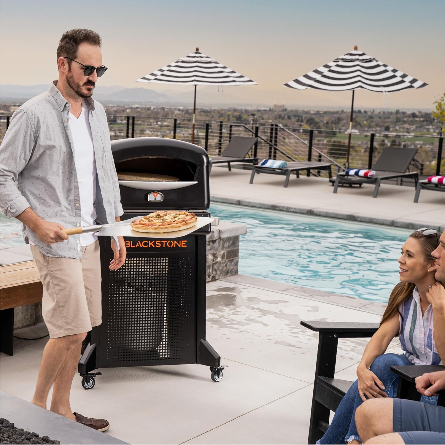 Black Outdoor Gas Pizza Oven with Stand