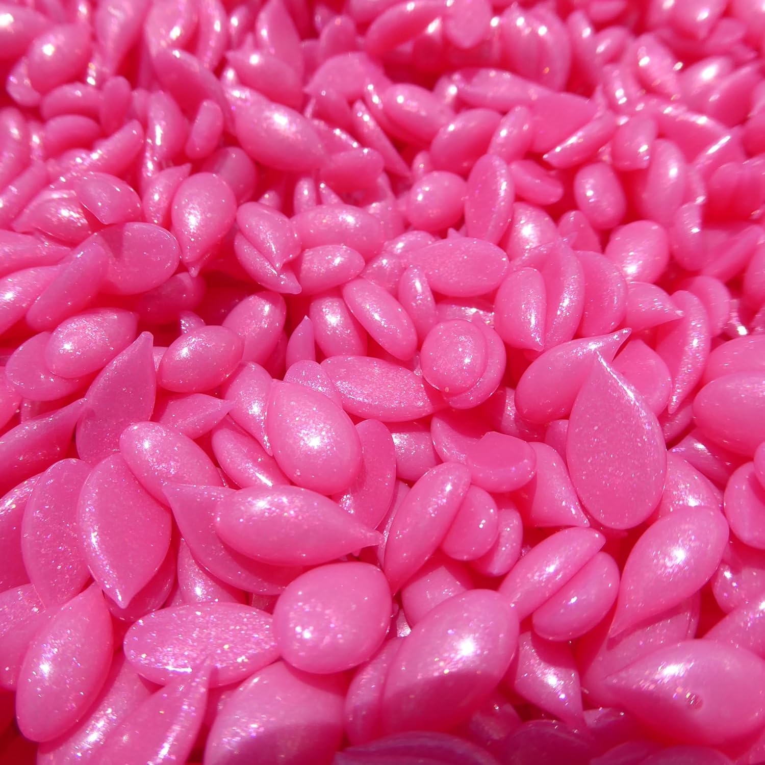 Waxness Pink Glow Face & Eyebrow Hard Wax Bulk 20 lb (9 kg) – Stripless Hard Wax for Sensitive Skin, Face, Bikini, Rosin-Free Synthetic Formula, High Visibility Pink Color – Made in Italy