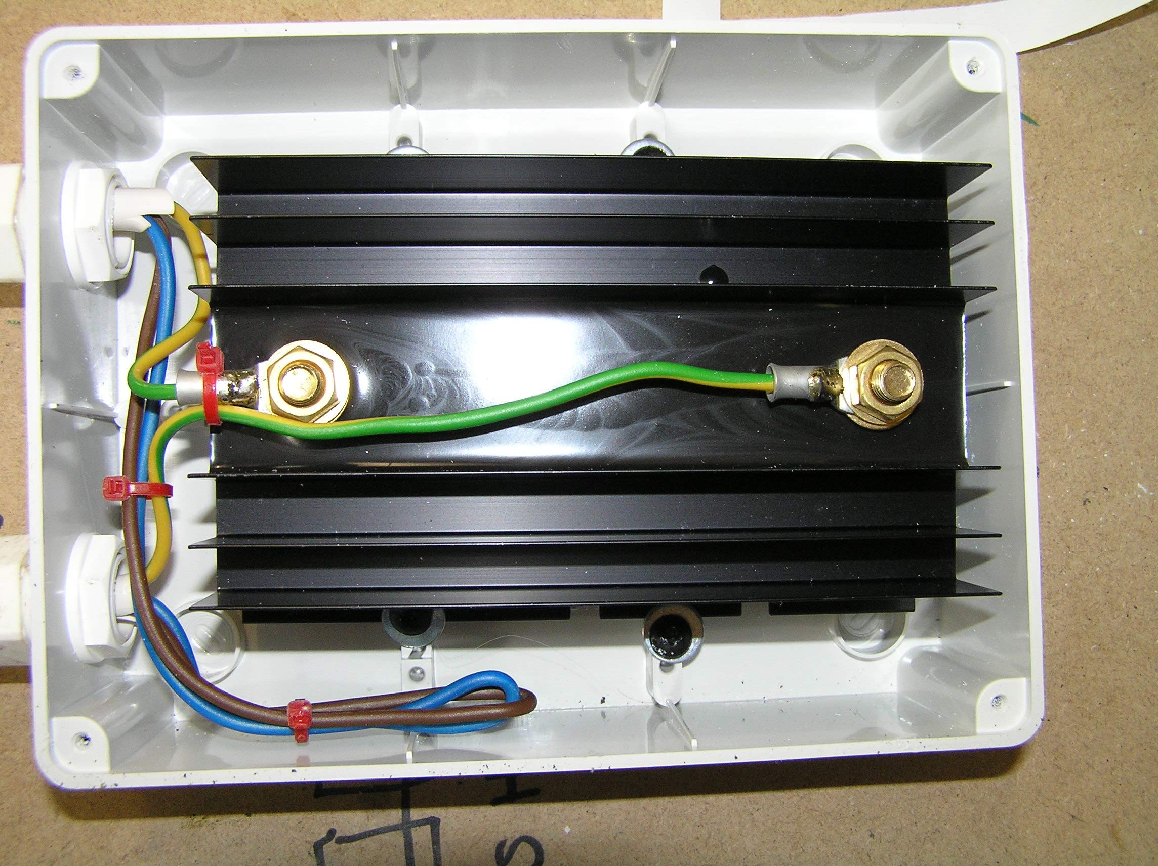 Galvanic Isolator GI 100 SMI Inline easyfit. Simply Plug it in!