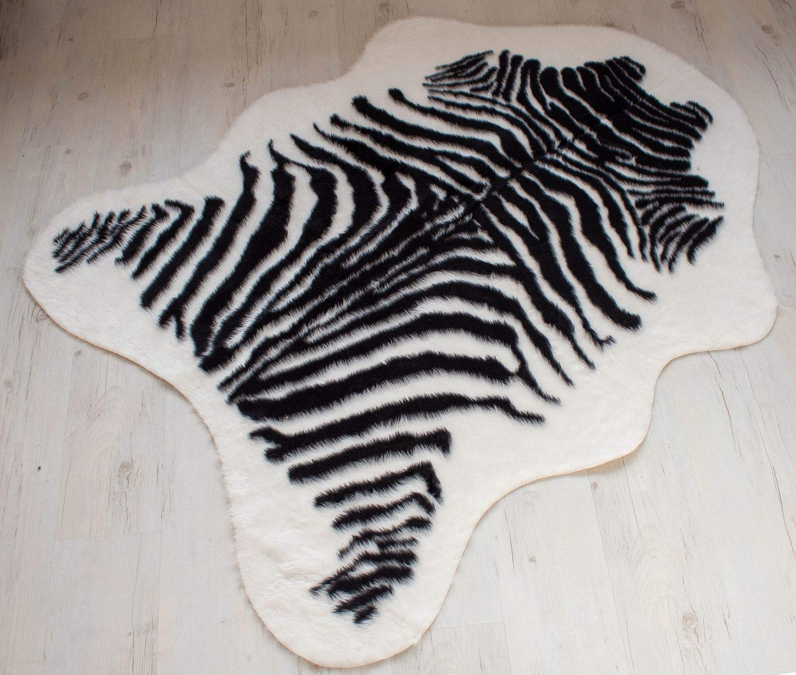 Mr. Ghorbani Kunstfell Teppich- Zebra Schwarz Weiß in 3 Größen, Tier Fell, Tiermuster in Weiß Schwarz, Größe Teppiche:110 x 150 cm