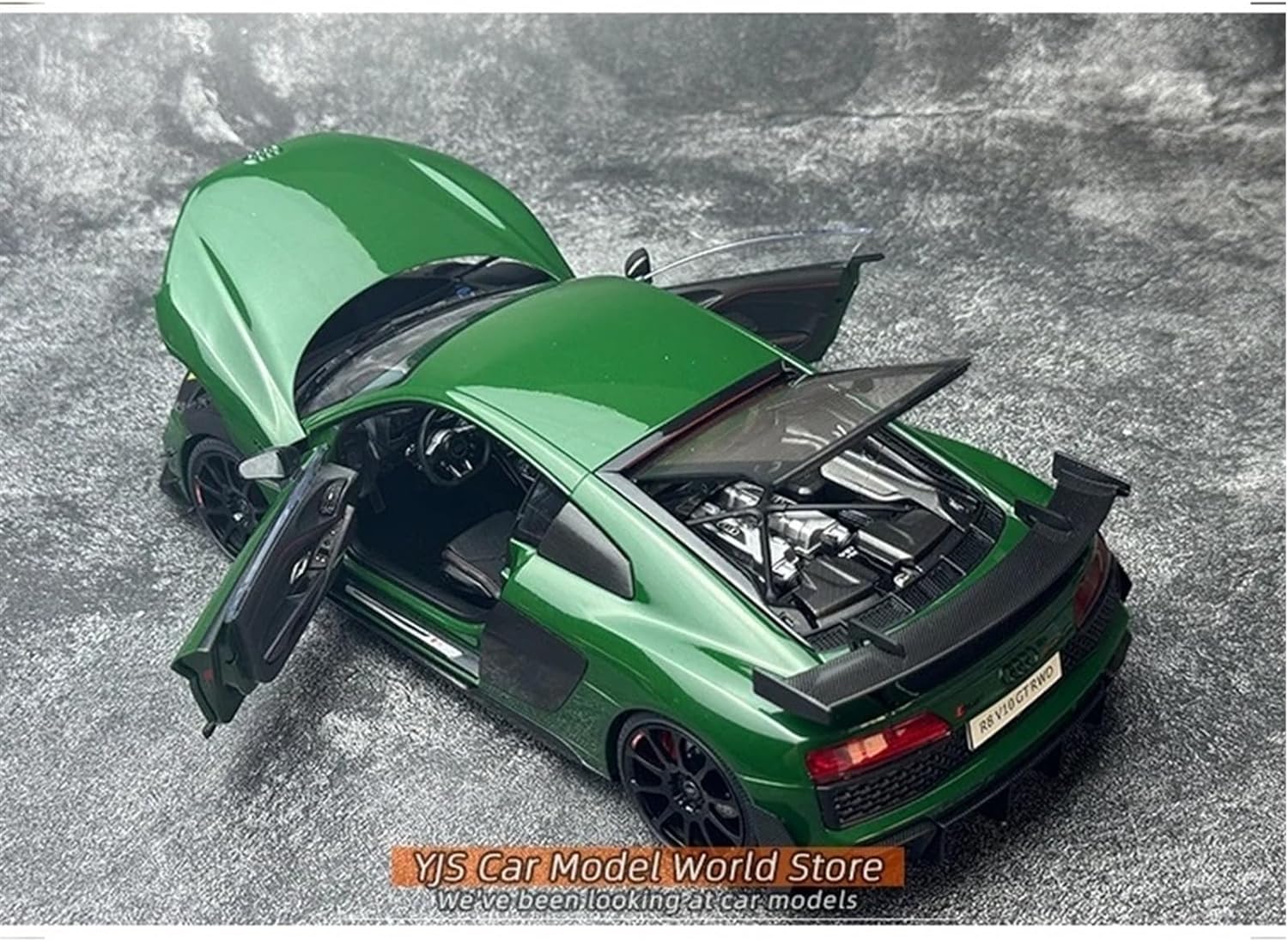 1:18 for R8 Convertible 2021 Performance Car Alloy Car Model Company Display to Send Friends(Green,No Box)