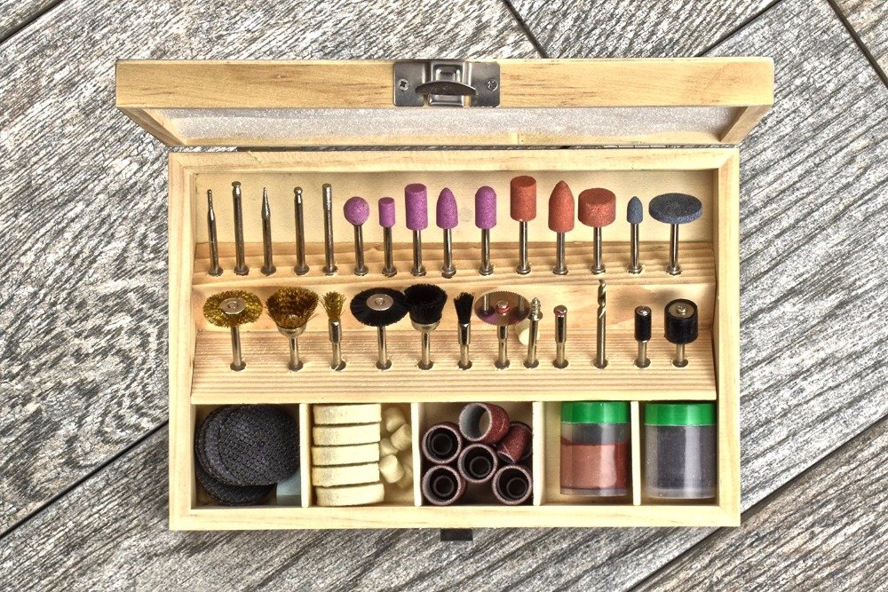 Driak 100 PC Rotary Tool Accessory Wood Works With Wooden Storage Box