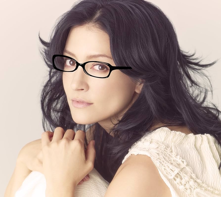 Amazon.co.jp: TAPESTRY OF SONGS -THE BEST OF ANGELA AKI(初回