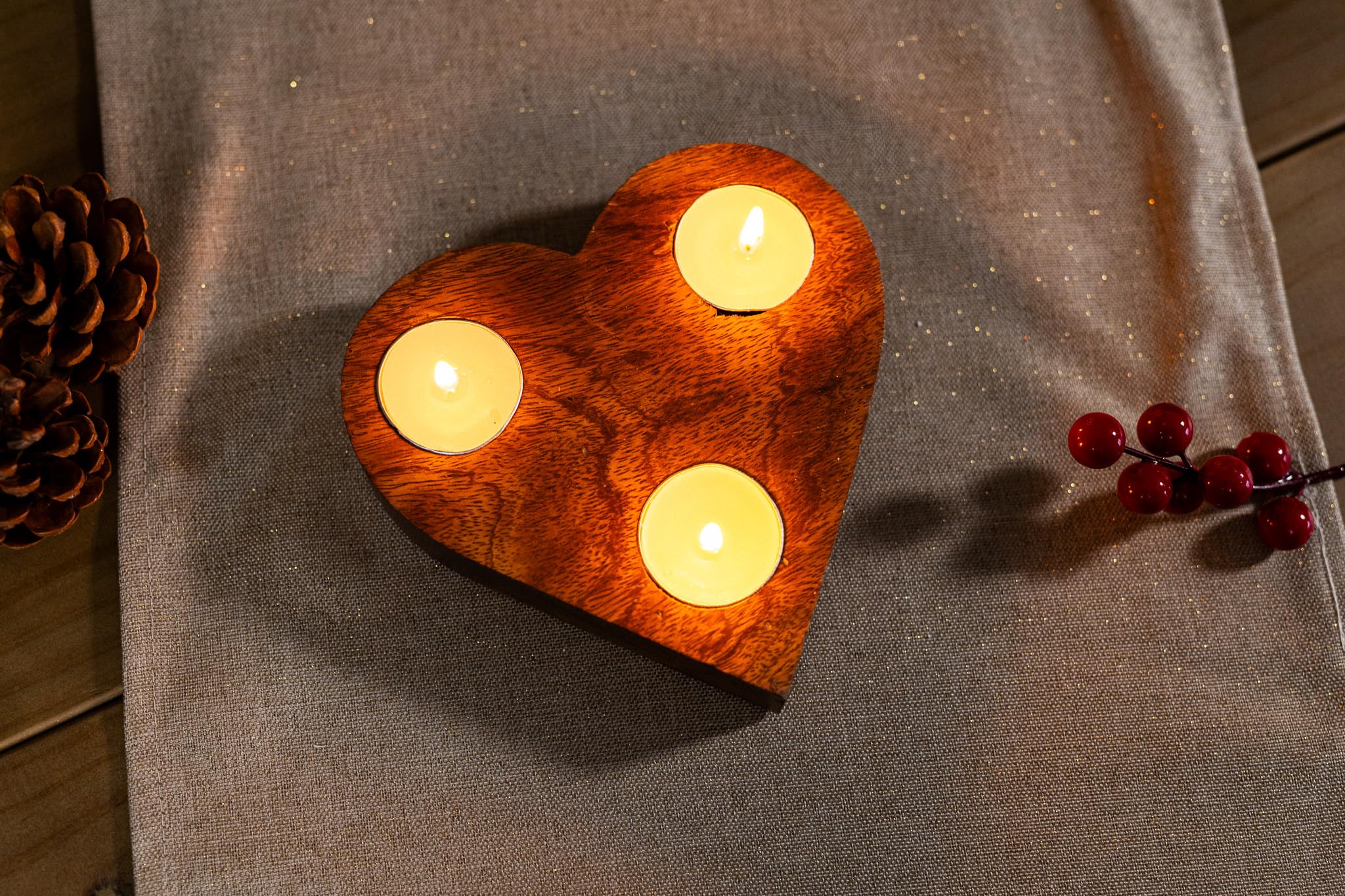 Marco Paul Heart Shape Wooden Tray for 3 Tealights – Mango Wood Tealight Candles Holder – Tea Light Candle Holders Dining Table Home Decoration & Christmas Table Centrepiece Fireplace Ornament
