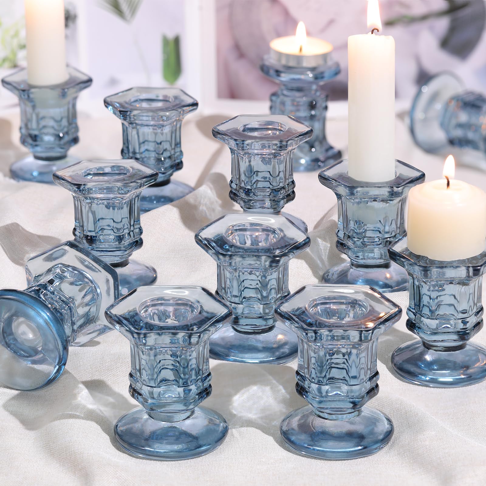Bougeoirs bleus en verre haut de gamme pour une décoration d'intérieur raffinée