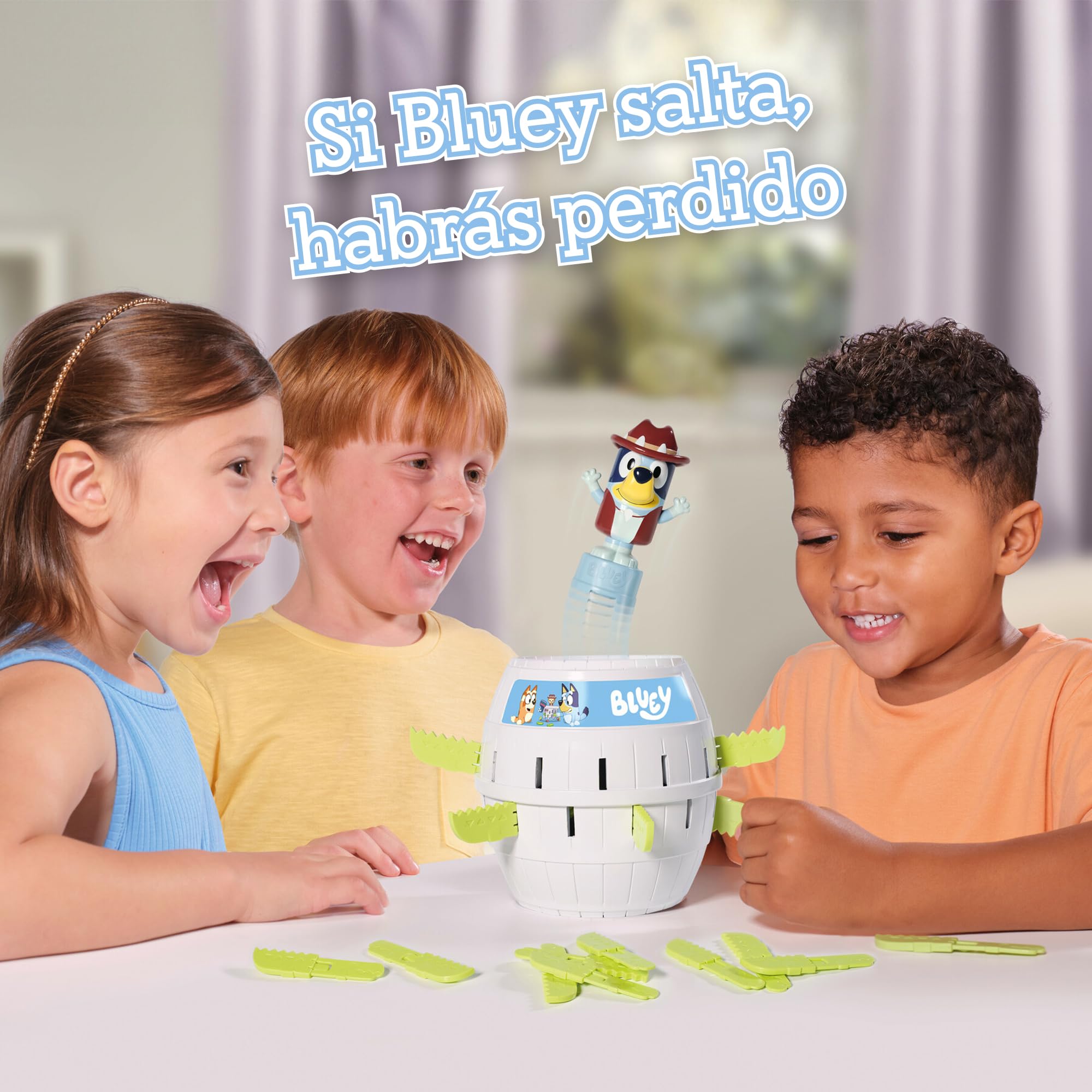 Bizak Salta Bluey, Jeu de société familial inspiré du saut pirate avec des dessins animés Bluey, pour 2 à 4 joueurs, pour garçons et filles à partir de 4 ans (30693659)