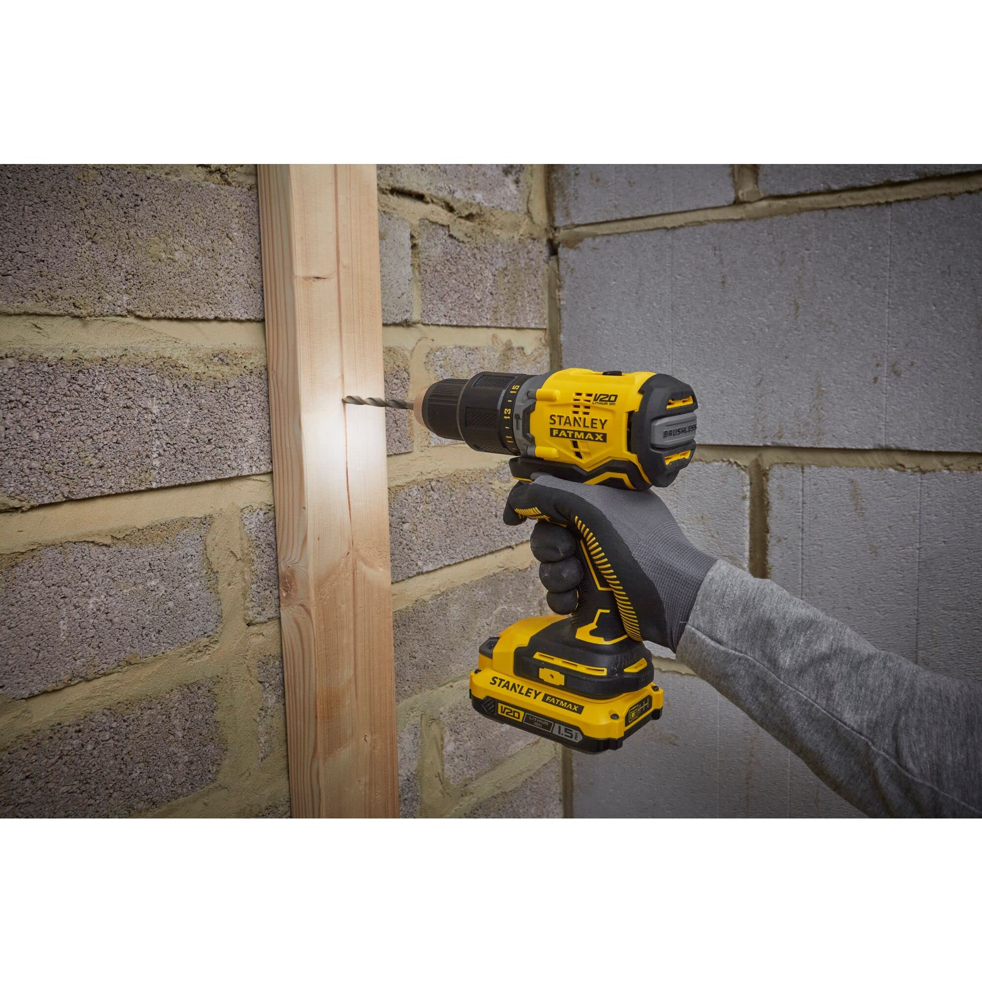 STANLEY Fatmax SFMCK216MDS-QW Set Softbag, SFMCD715 - Martillo perforador sin carbón SFMCH900 SDS+ destructor, 1 batería de 4 Ah, 1 batería de 2 Ah, cargador de 2 A
