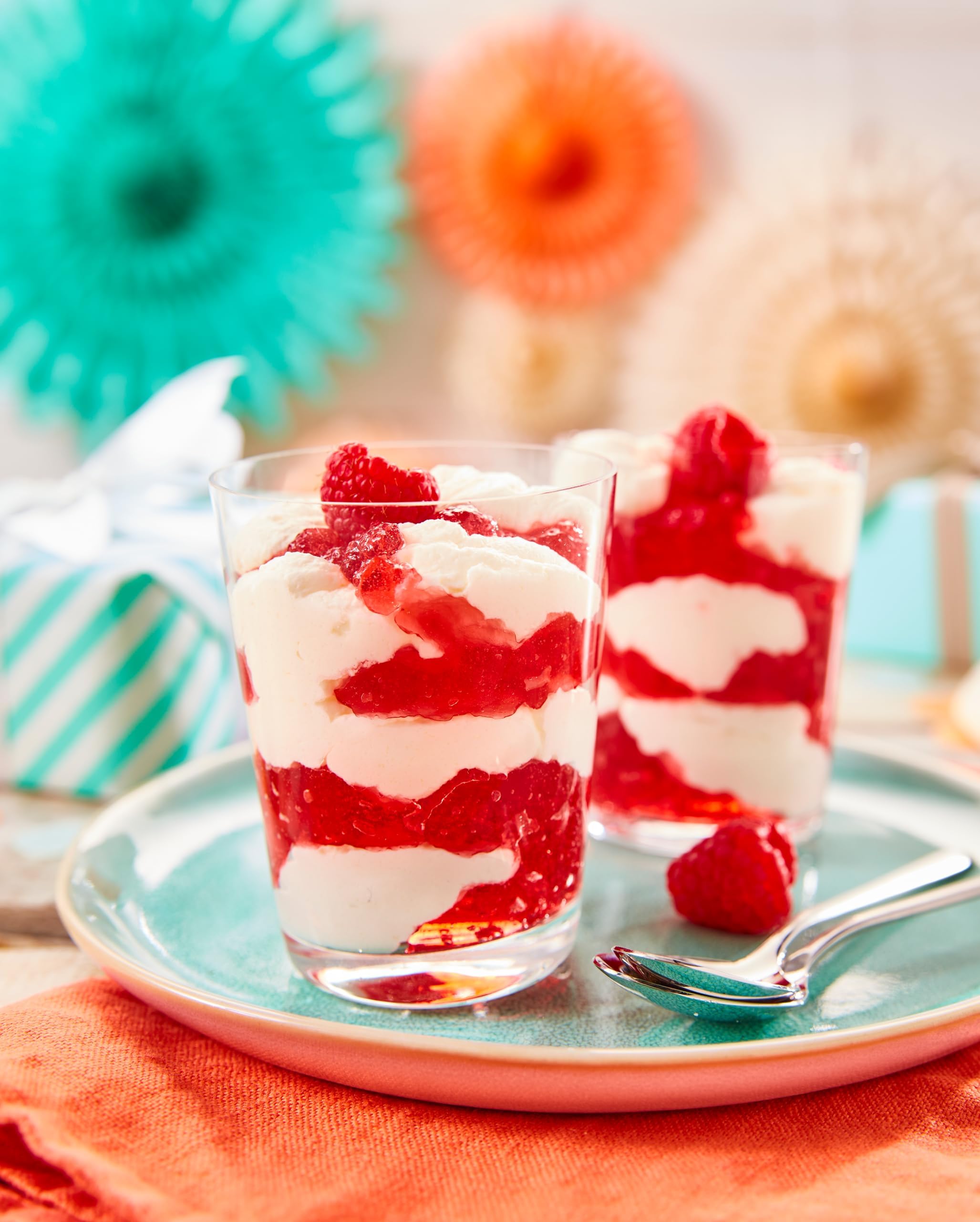 Dr. Oetker Götterspeise zum Kochen Himbeer-Geschmack, 16er Pack Dessertpulver für Wackelpudding mit Himbeer-Geschmack, 16 x 26,8 g