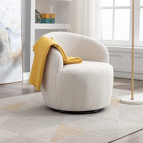 Swviel Chair for a Comfy Round Bedroom