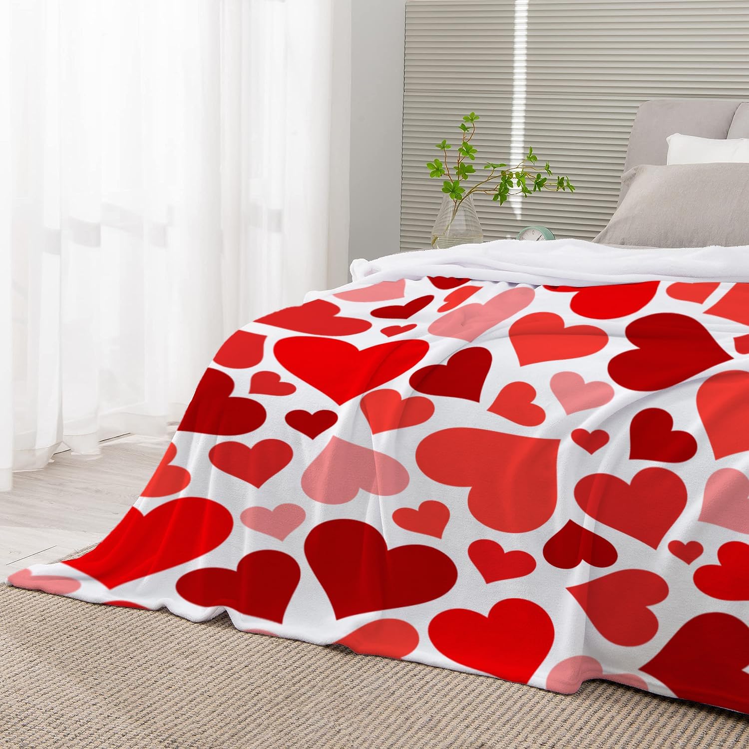 YeeJu Valentines Day Decorative Throw Blanket Red Love Heart Throw Blanket Girlfriend Wife Couple Gift Blanket for Couch Sofa Bed Soft Lightweight Fleece Blankets and Throws 50x60 - Image 6