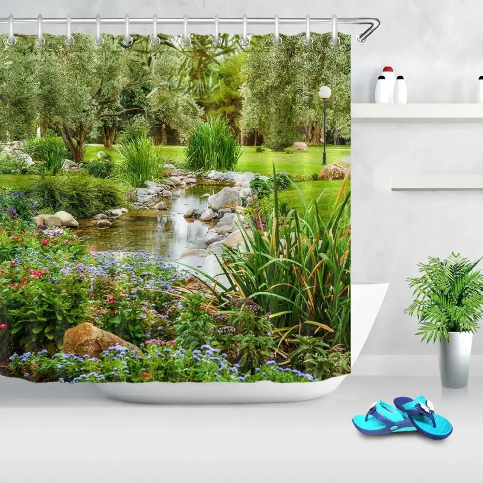 Rideau de douche en tissu 153x153cm pour s'évader dans un jardin fleuri et arboré