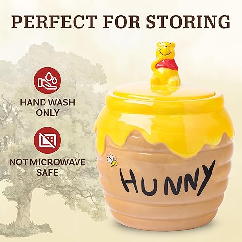 Miniatura 4 de Silver Buffalo Disney Winnie the Pooh Honey "Hunny" Pot Escultura 3D de cerámica pintada a mano, tarro para snacks y galletas (pequeño)