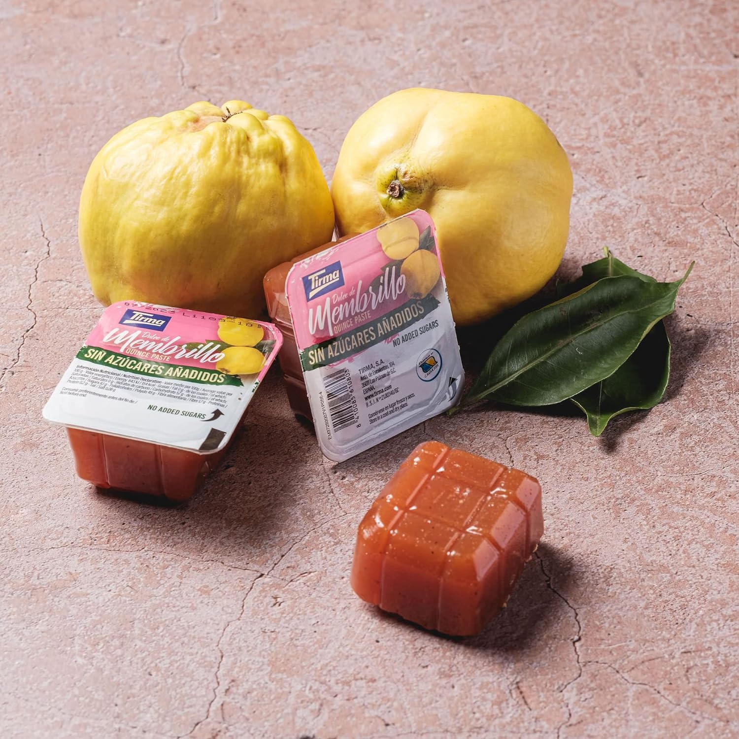 Tirma Dulce de Membrillo | Sin Azúcares Añadidos | Crema de Membrillo de Canarias | Mermelada de Membrillo | Pasta de Membrillo | Sin Gluten | 3 Barquetas, 300g