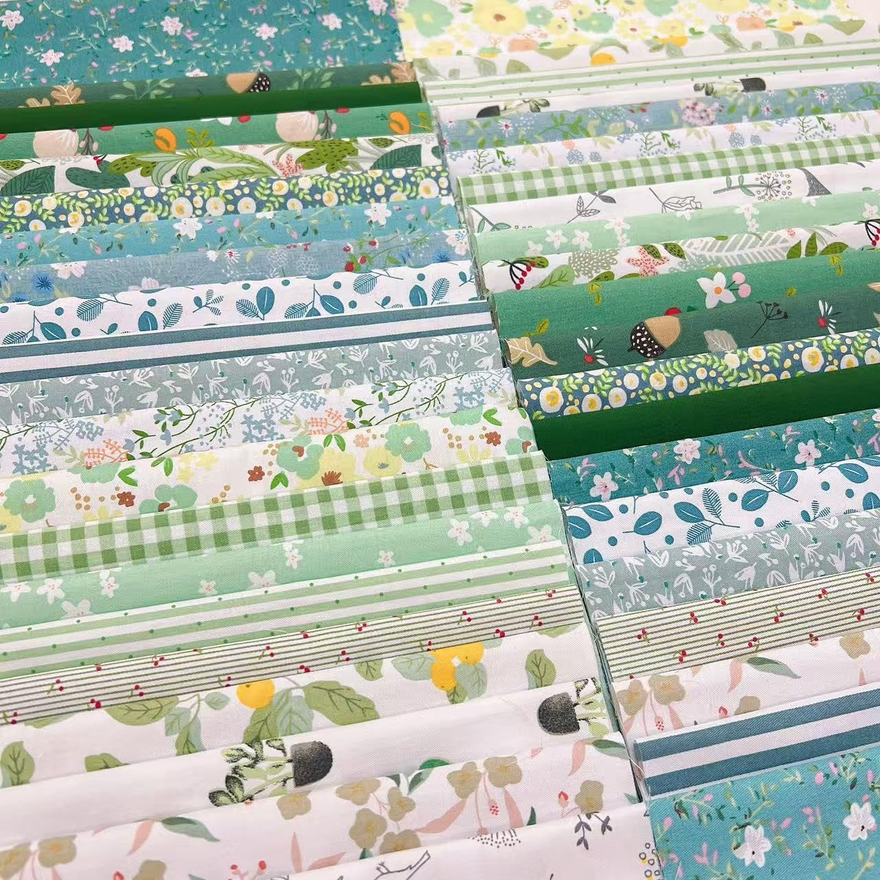 7PCS 25x 25 cm Quilting Fat Quarters Fabric Bundles, for Sewing Crafting,Print Floral Striped Polka Dot 100% Cotton Gingham Fabric (42pcs Green, 9.8" x 9.8"(25 * 25CM))