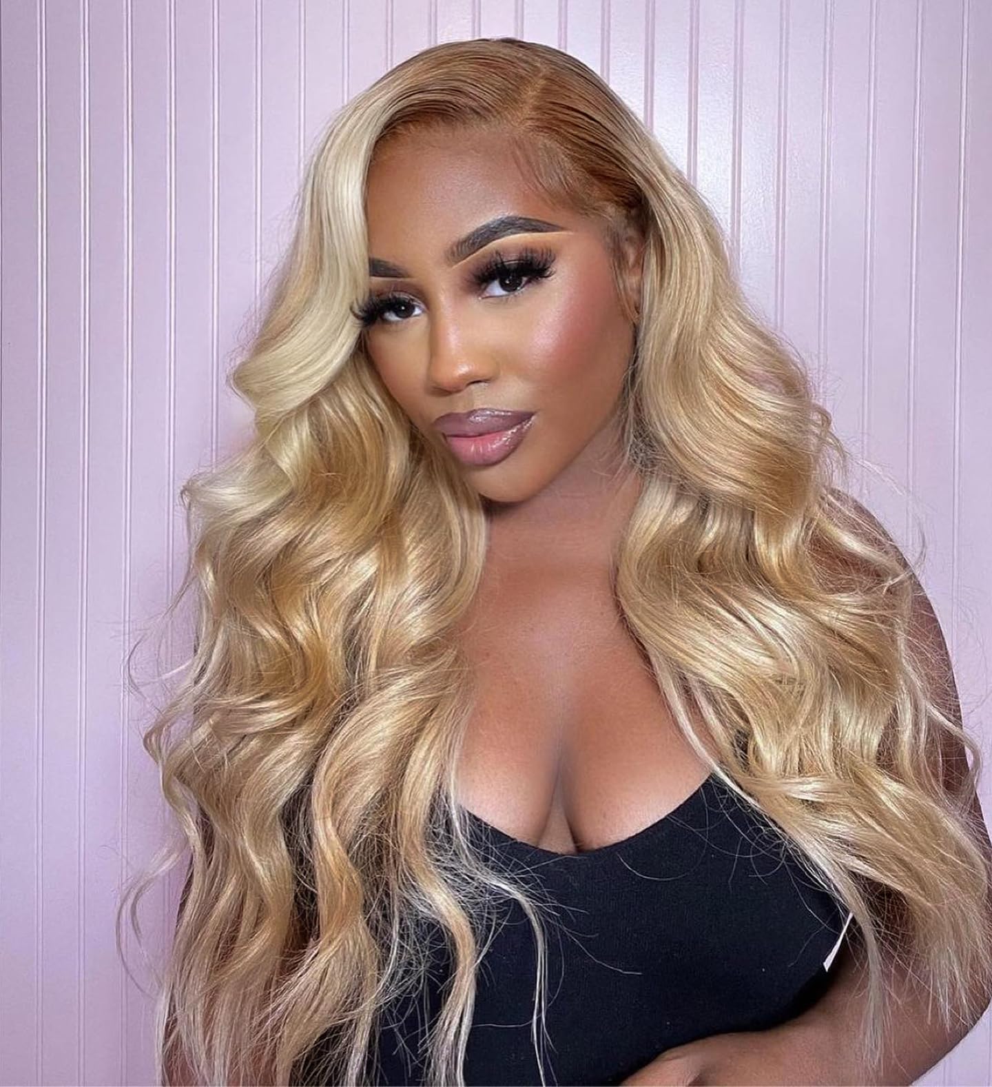 SOMIARIK Blonde Lace Front Synthetic Wigs 13x4 Blonde Highlight Brown with Dark Roots Lace Front Long Wavy Wigs for Women Pre Plucked with Natural Hairline Heat Resistant Hair for Daily Party 26 Inch - Image 2