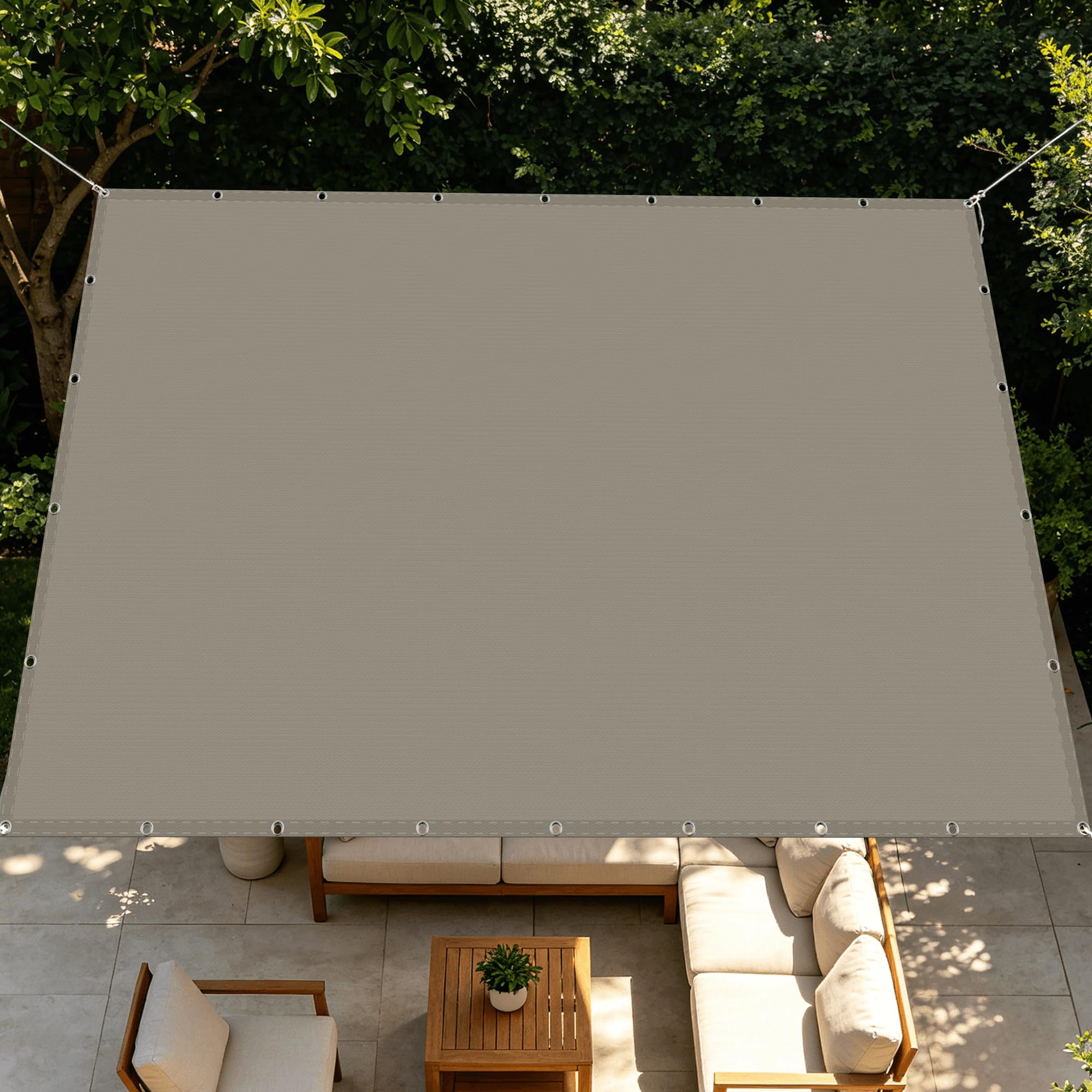 Voile d'ombrage résistant à l'eau et au vent pour terrasse beige