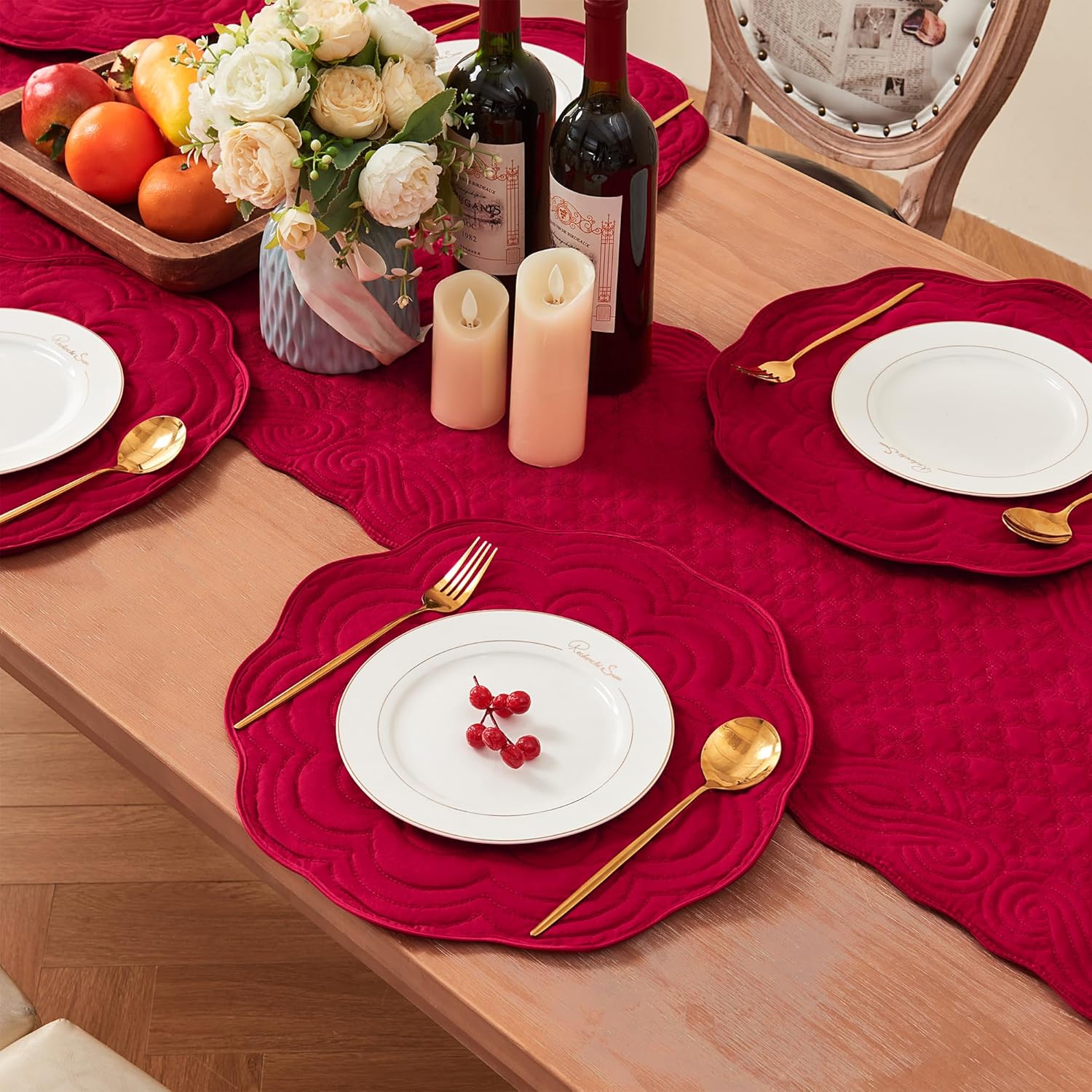 Loom and Mill Quilted Round Table Placemats Set of 6, Natural Fabric Farmhouse Style Dining Table Mats, Double Layer & Washable for Kitchen Dinner Party Holidays All Season Everyday Use(D15, Red)
