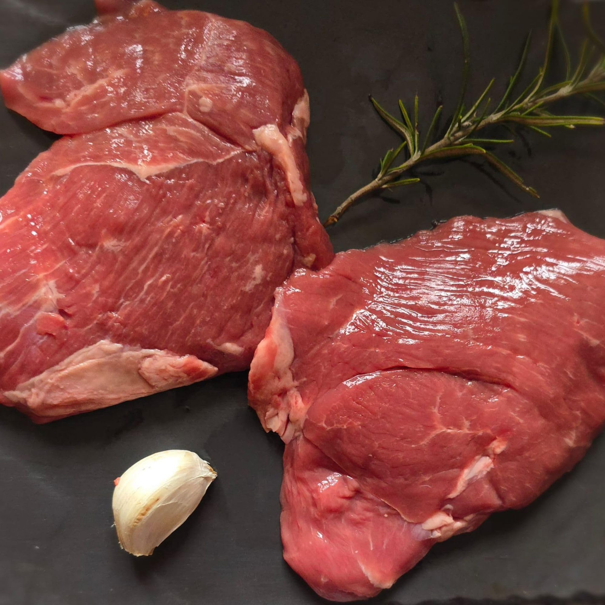 SELECTIV viandes d'exception I Colis Agneau UK : 3 côtes, 2 tranches gigot, 2 pavés, 1 sauté - 1,370kg - UK