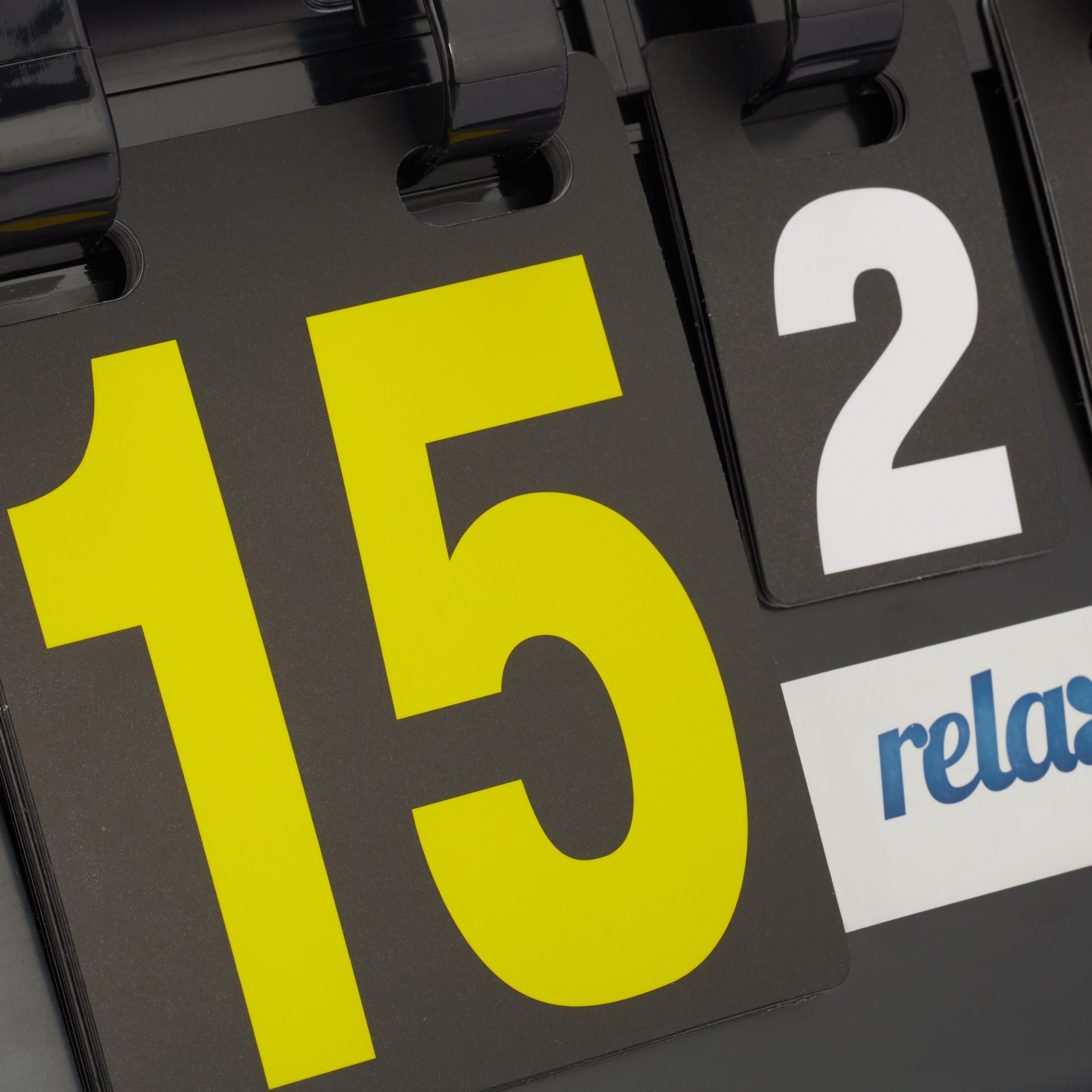 Relaxdays Marcador Ping Pong, Plástico Resistente, 21 x 38 x 20 cm, 1 Kg, Puntos 0-29, Sets 0-7, Tenis de Mesa, Negro