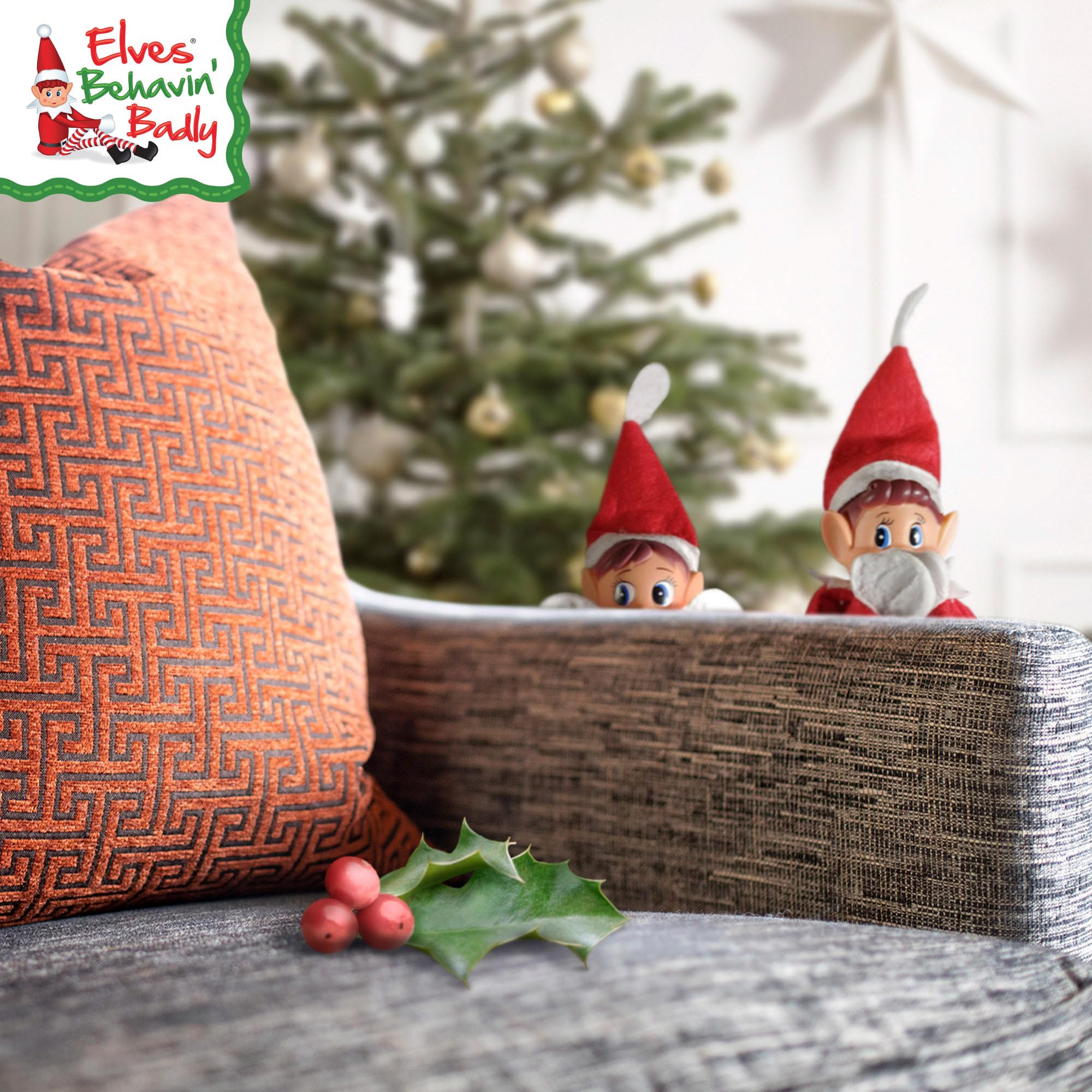 ColorBaby Elves Behavin' Badly, zestaw 2 niegrzecznych elfów, chłopca i dziewczyny, 30 cm, tradycja świąteczna, elastyczne ramiona i nogi, ręce z rzepem, lalki na Boże Narodzenie, gra dla dzieci