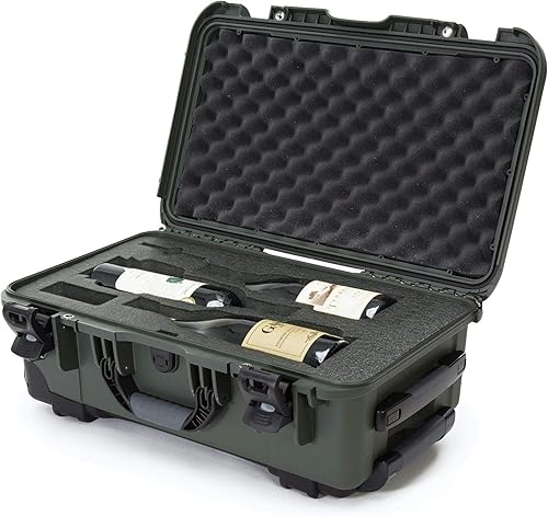 Nanuk 935 Funda protectora de viaje para 3 botellas de vino con ruedas y mango extensible, aprobada por la TSA, color oliva (935-3BTLS6)