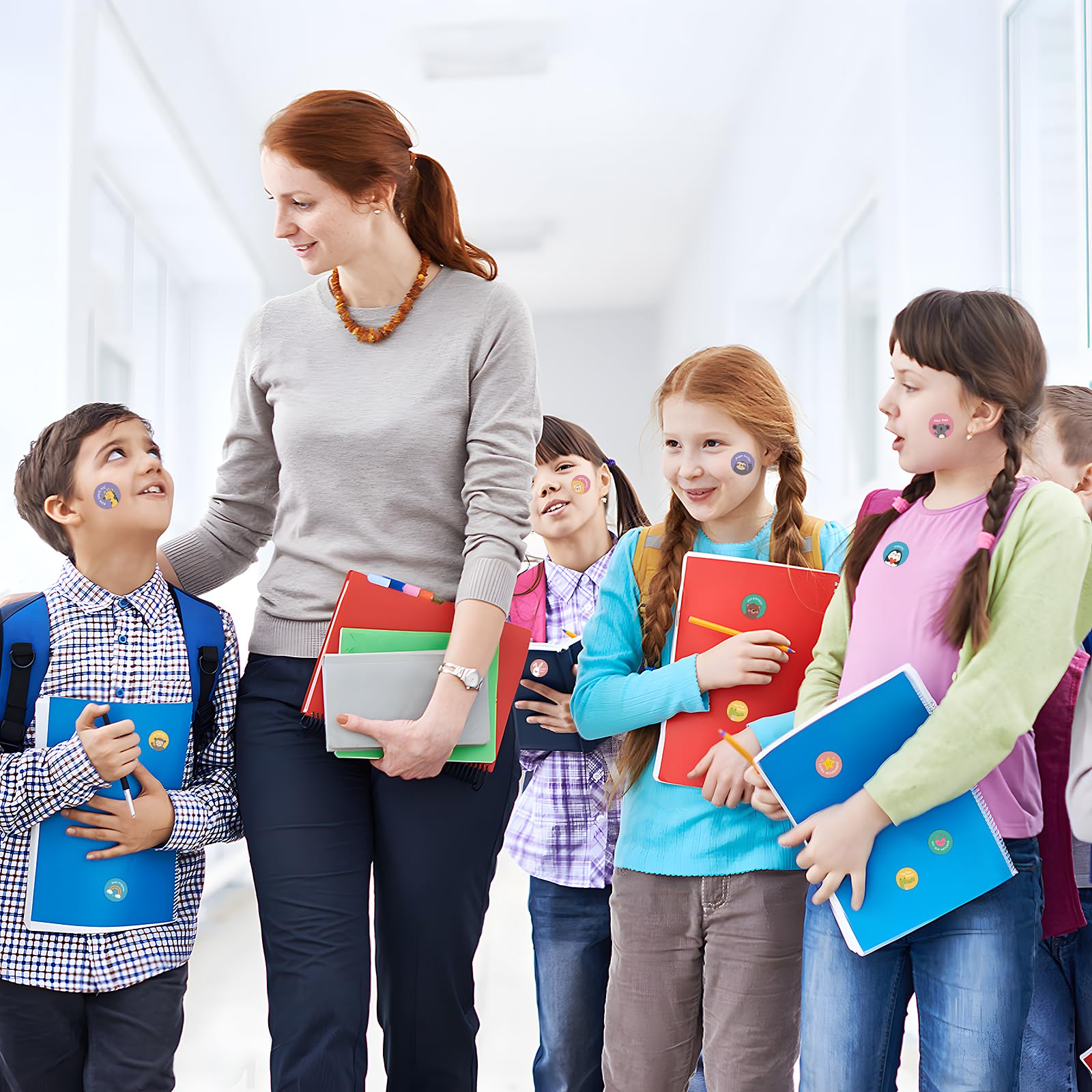 GEBETTER 240Pcs 10 Hojas Pegatinas Infantiles Recompensa Niños Español 12 Modelos 2.5cm Animales Motivadoras Redondas Premio Regalo Alumnos Estudiantes Guardería Colegio Escuela Profesores Maestros