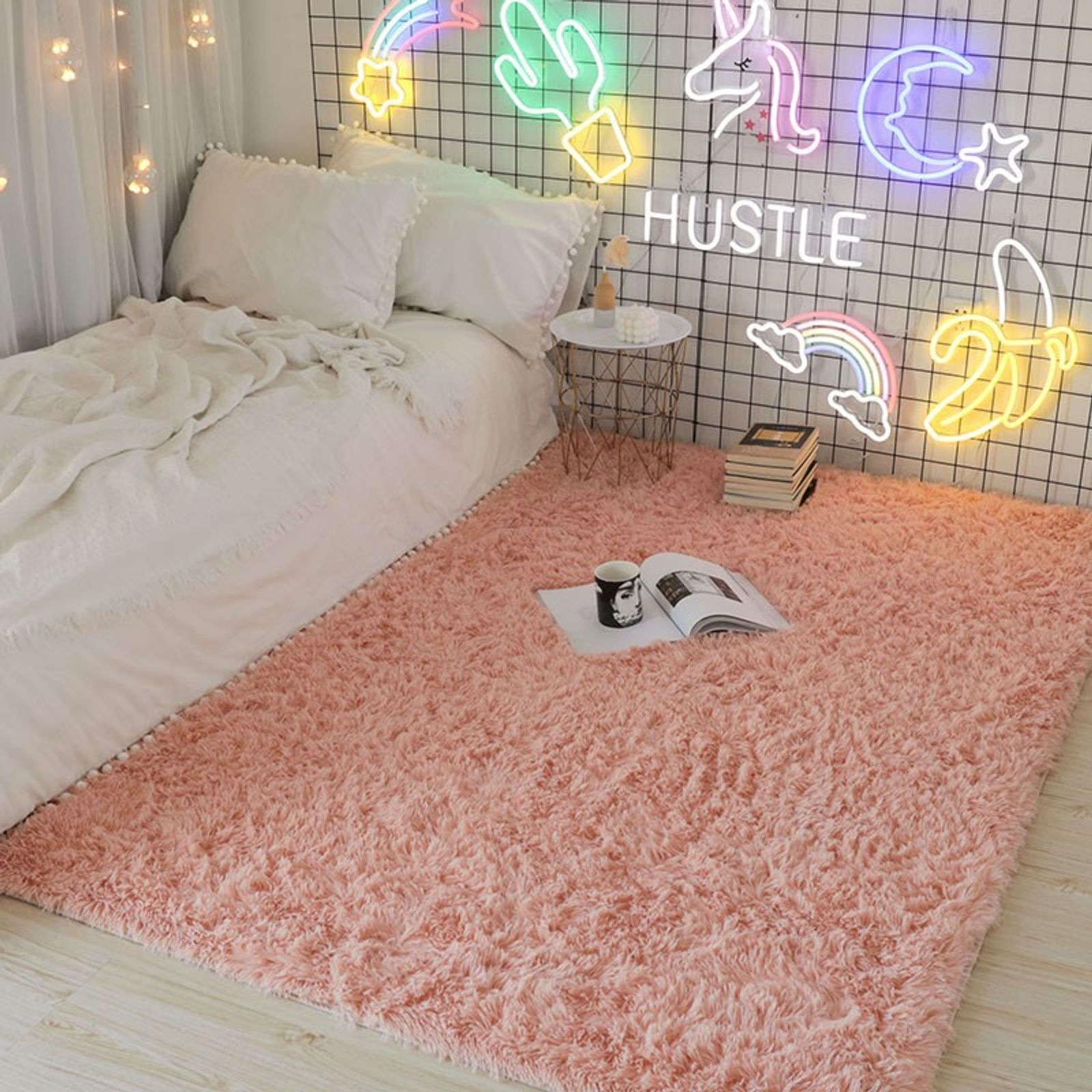 Tapis d'intérieur doux au style moderne simple et soyeux