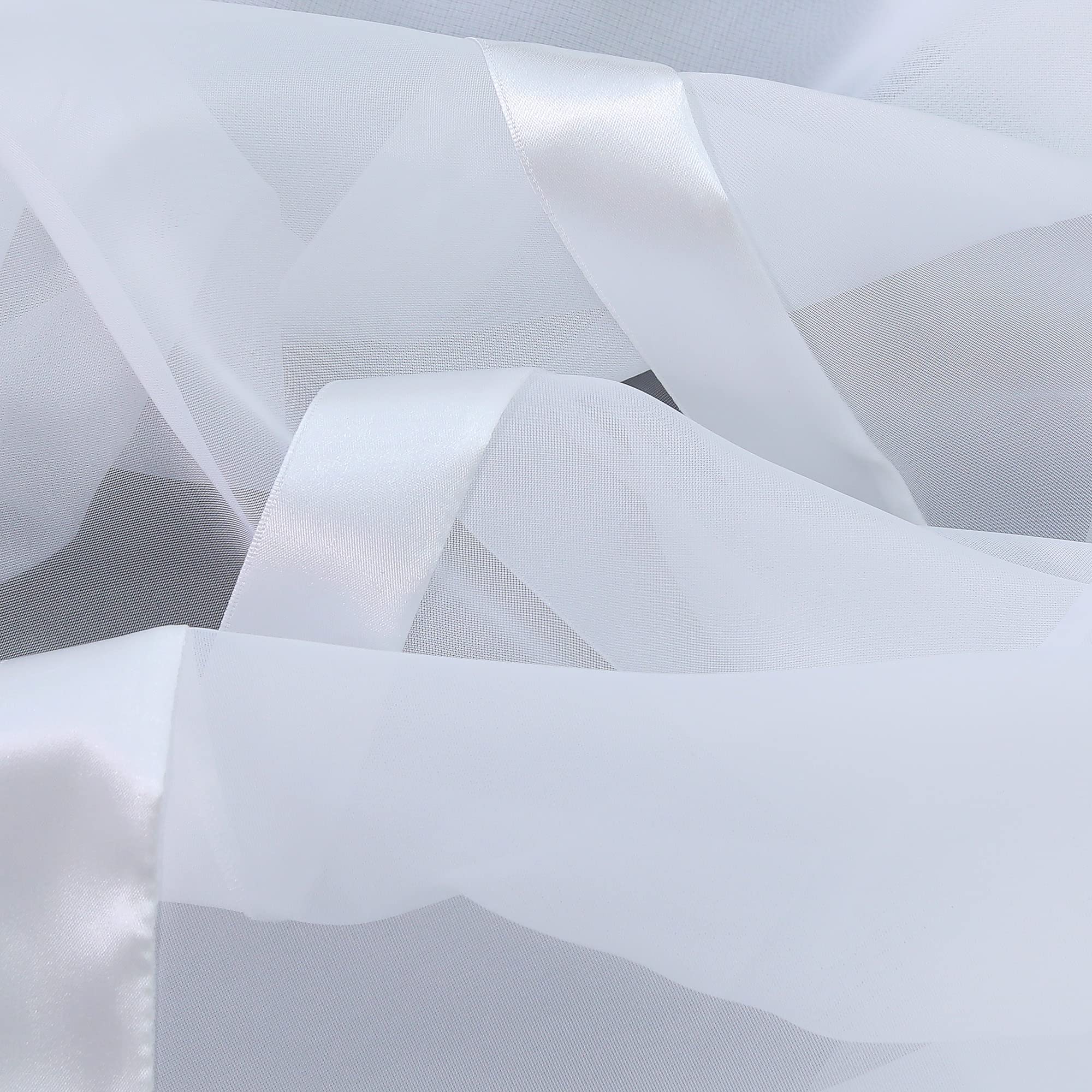 HongYa Bogenstore aus transparentem Voile mit Kräuselband und Satinband | Weiß, H/B 100/500 cm, einteilig, lichtdurchlässig, pflegeleicht, geschwungener Saum, für Küche und Wohnzimmer
