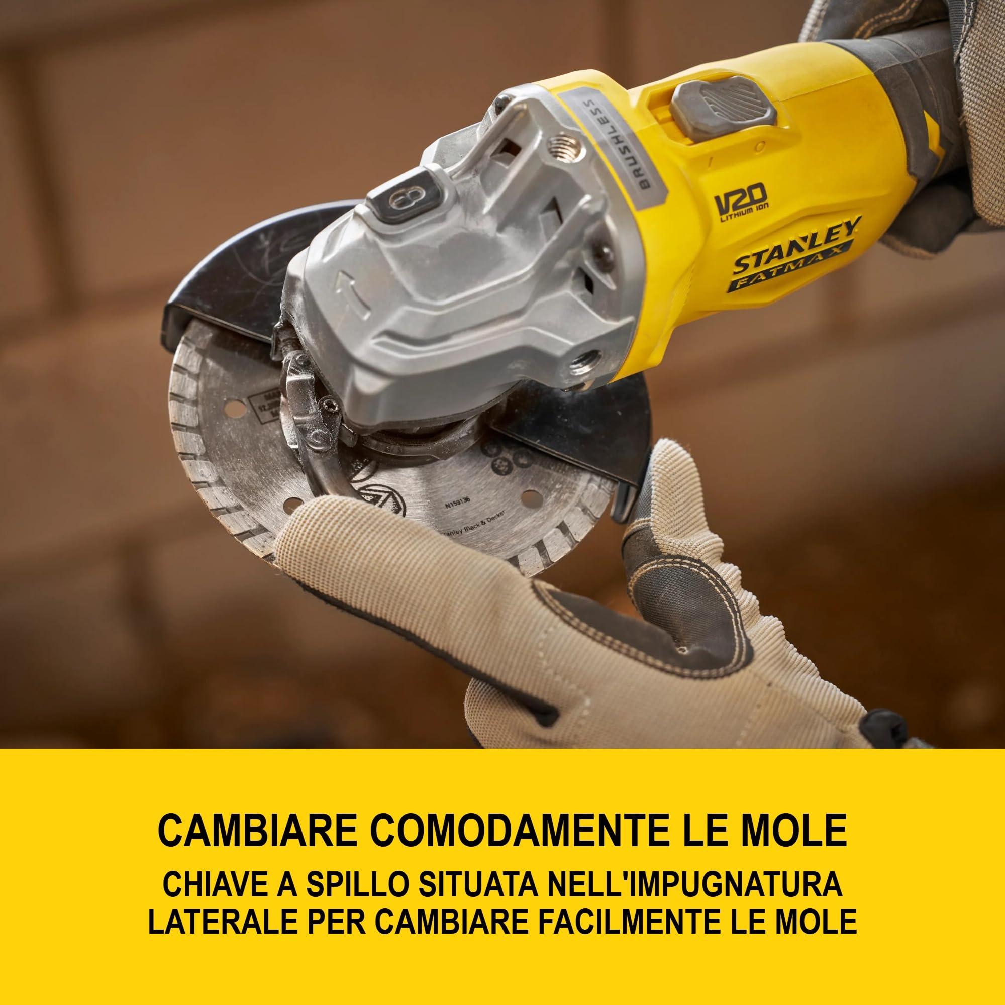 STANLEY FATMAX V20, smerigliatrice angolare Brushless da 125 mm, include batteria agli ioni di litio da 4,0 Ah, caricatore da 2 A e custodia PRO-STACK, 18 V, SFMCG710M1T-QW