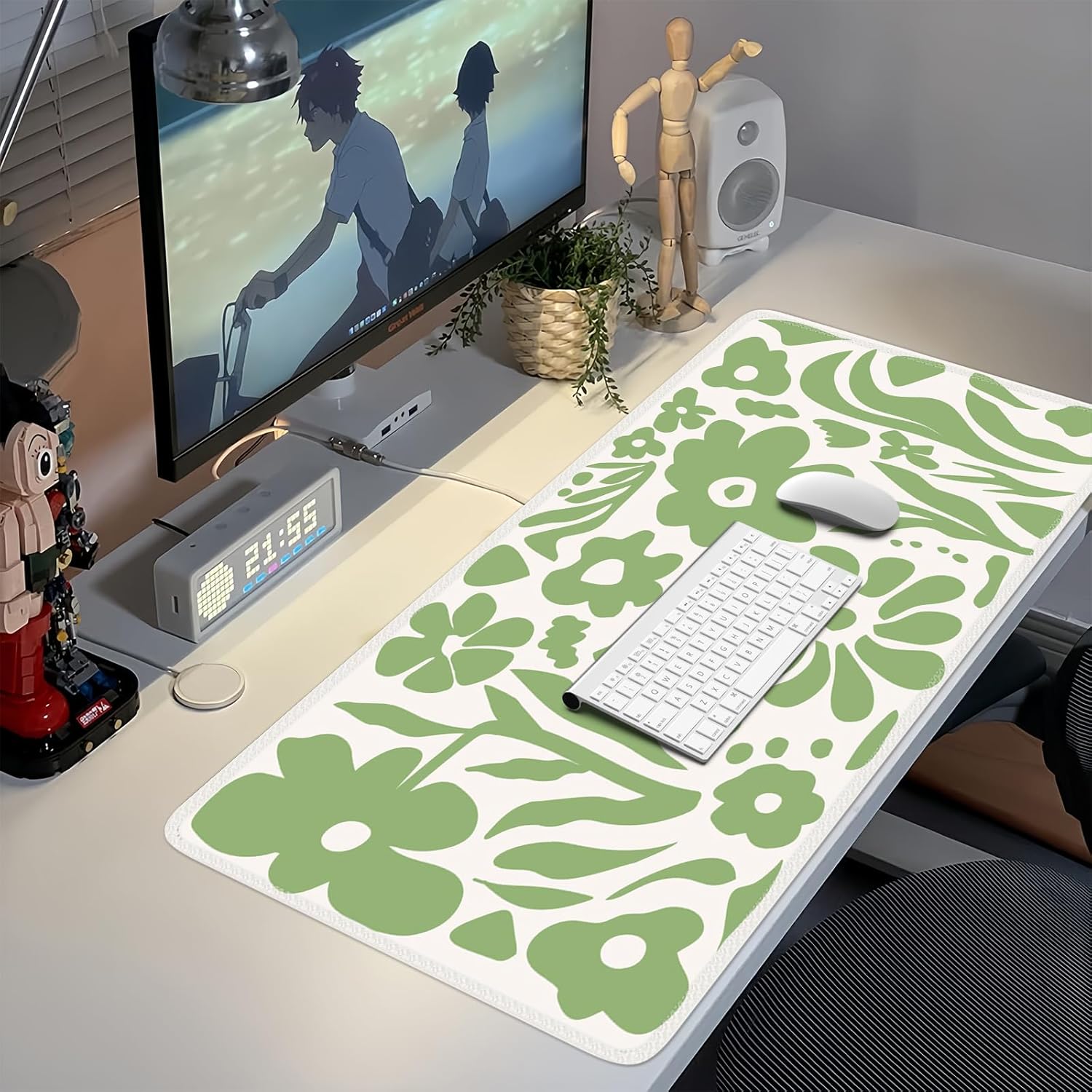 iCasso Desk Mat, XXL Large Anti-Slip Mouse Pad with Stitched Edges, Keyboard Mat for Work, Gaming (Green Flowers)