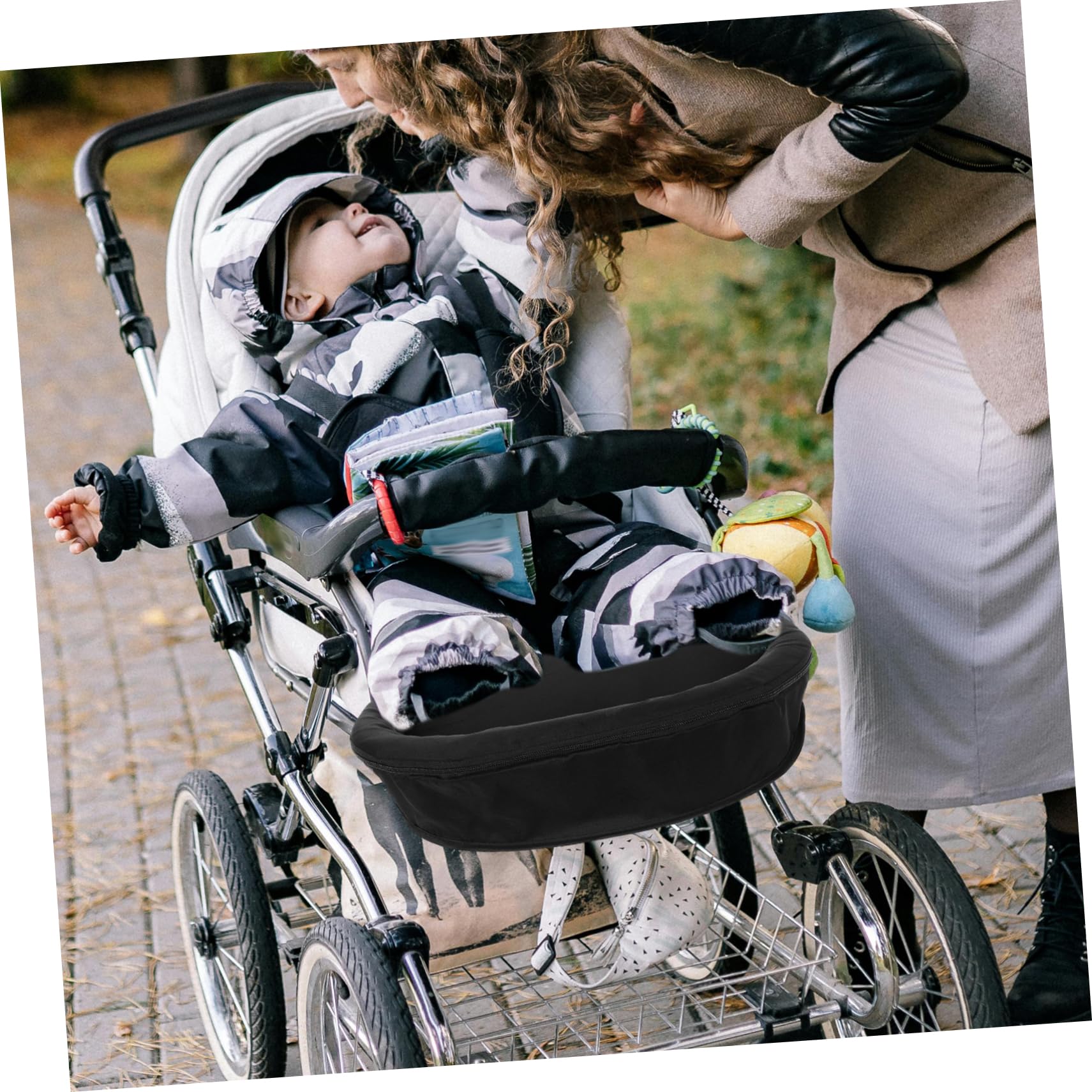 Fußstützenverlängerung aus Stoff verstellbare Kinderwagen Abnehmbar Einfache Installation mit Schwarzer Farbe Geeignet für Babywagen und Kinderwagen