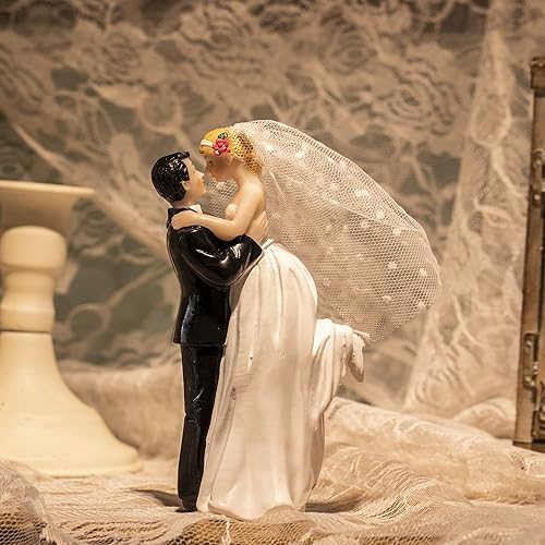 Miniatura 7 de Elegante figura de resina para decoración de tartas de boda decoración rústica para boda estatua abstracta de pareja abrazo volador de estilo natural