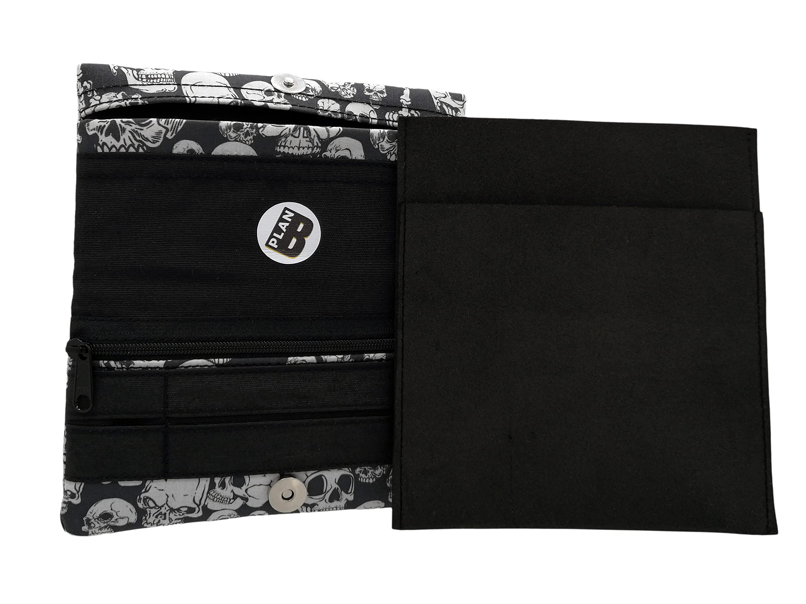 Plan B, Porte-Cigarettes Tabac à Rouler, Yolo Hardcore, 16 x 8.50 cm, 50 g, avec Sac en Caoutchouc Eva à Intérieur, Noir avec Crânes Blancs