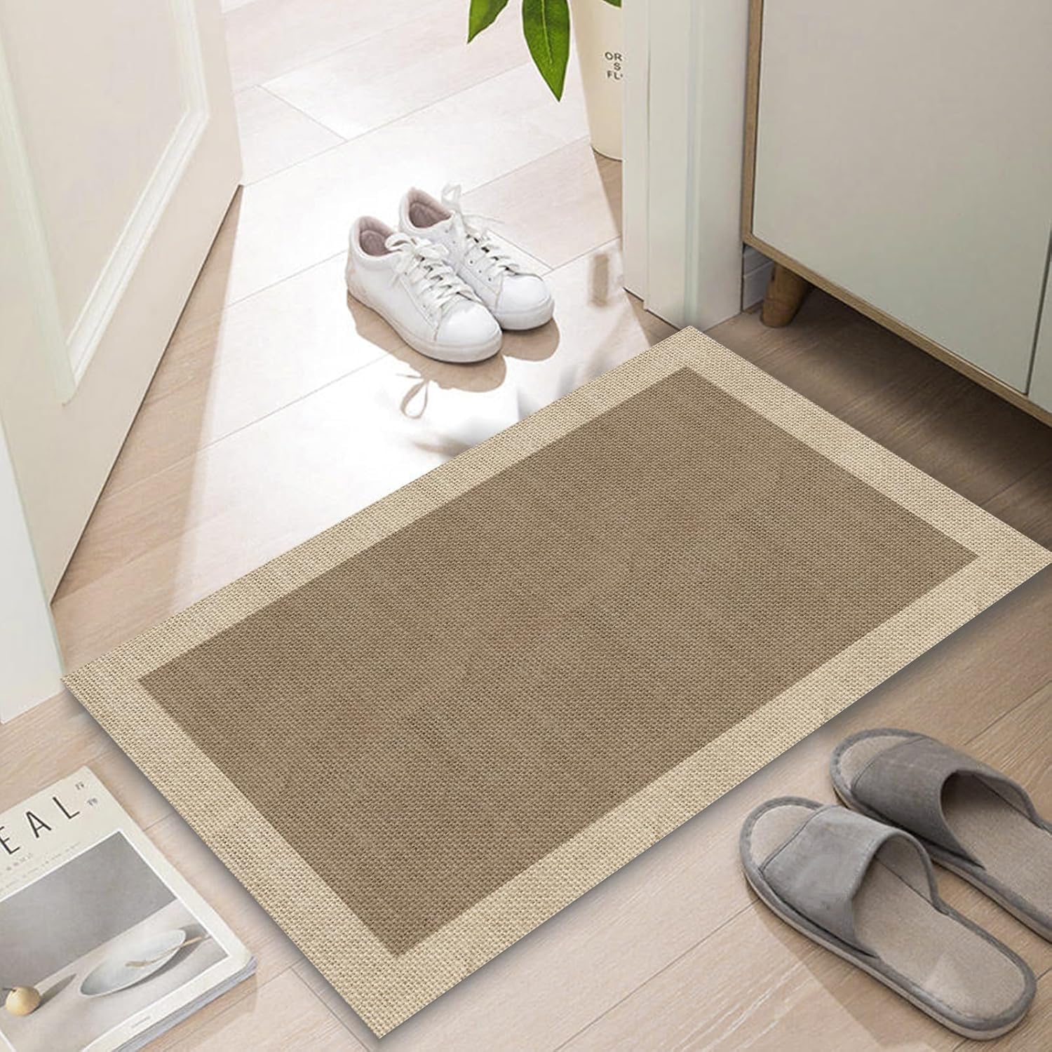 Ultra Thin Door Mat Indoor 50 * 80cm, Low Profile Non Slip Rubber Backing Doormat, Absorbent Dirt Trapper Entry Mat, Washable Quick Dry Bath Mat, Bathroom Kitchen Rug beige