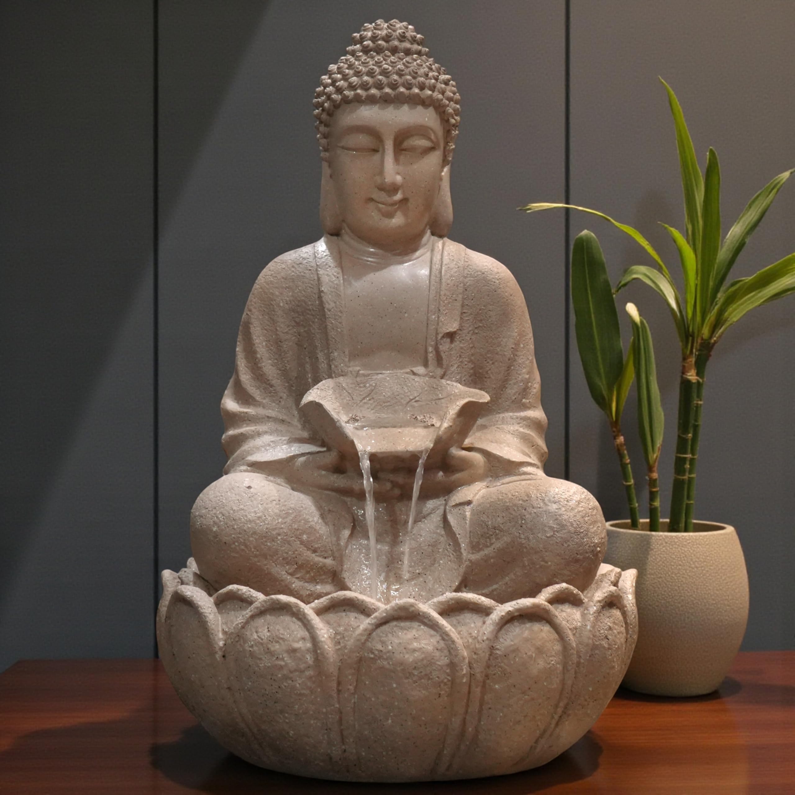 Kamal Buda Fuente de agua para el hogar y el jardín - Fuente de Buda de fibra con luz LED - Fuente de interior y exterior para vastu y positividad (beige, fuente
