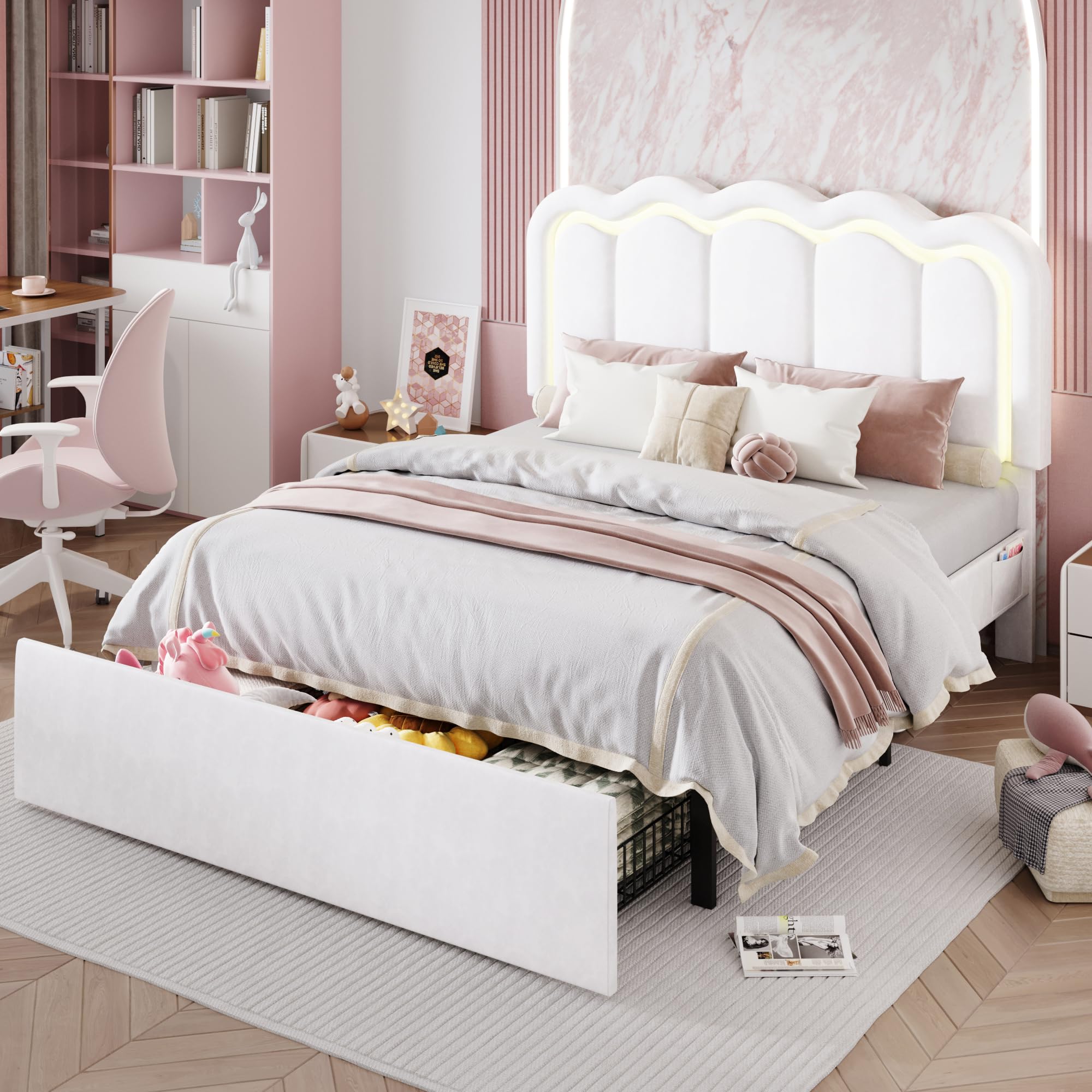 SHA CERLIN Upholstered Bed