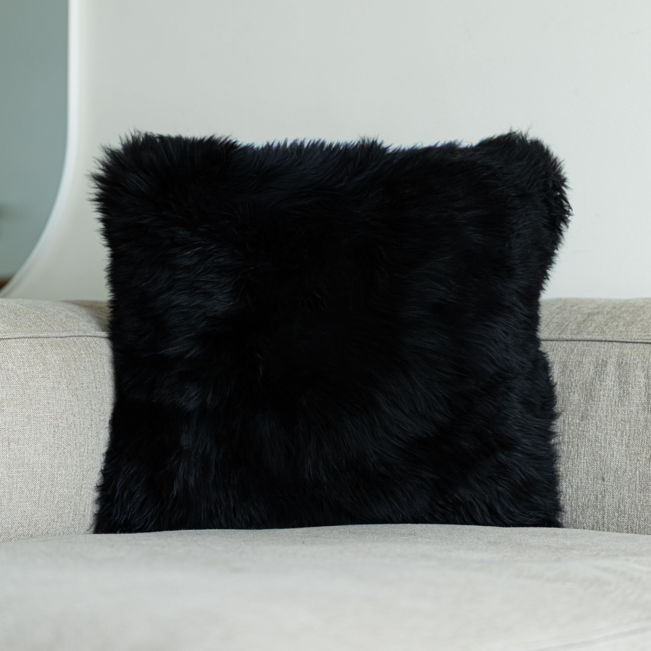 Nordic Sheep Sheepskin Cushion Covers 50x50 cm | Durable New Zealand Long-Hair for a Nordic Style | Perfect Fluffy Pillows for Sofa, Chair & Bed | Color: Black