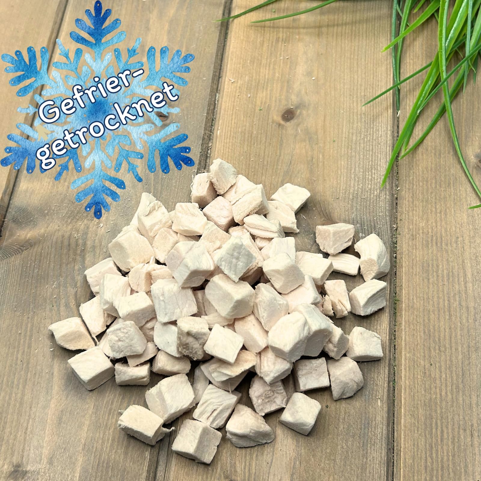 Lyra Pet® 5 kg (25x 200 g) Hühnerbrustwürfel gefriergetrocknet Hund & Katze | Snack für Hunde & Katzen - Getreidefreies & fettarmes Leckerli - Auch für Kitten, Welpen & Senioren - Proteinreiches Futter