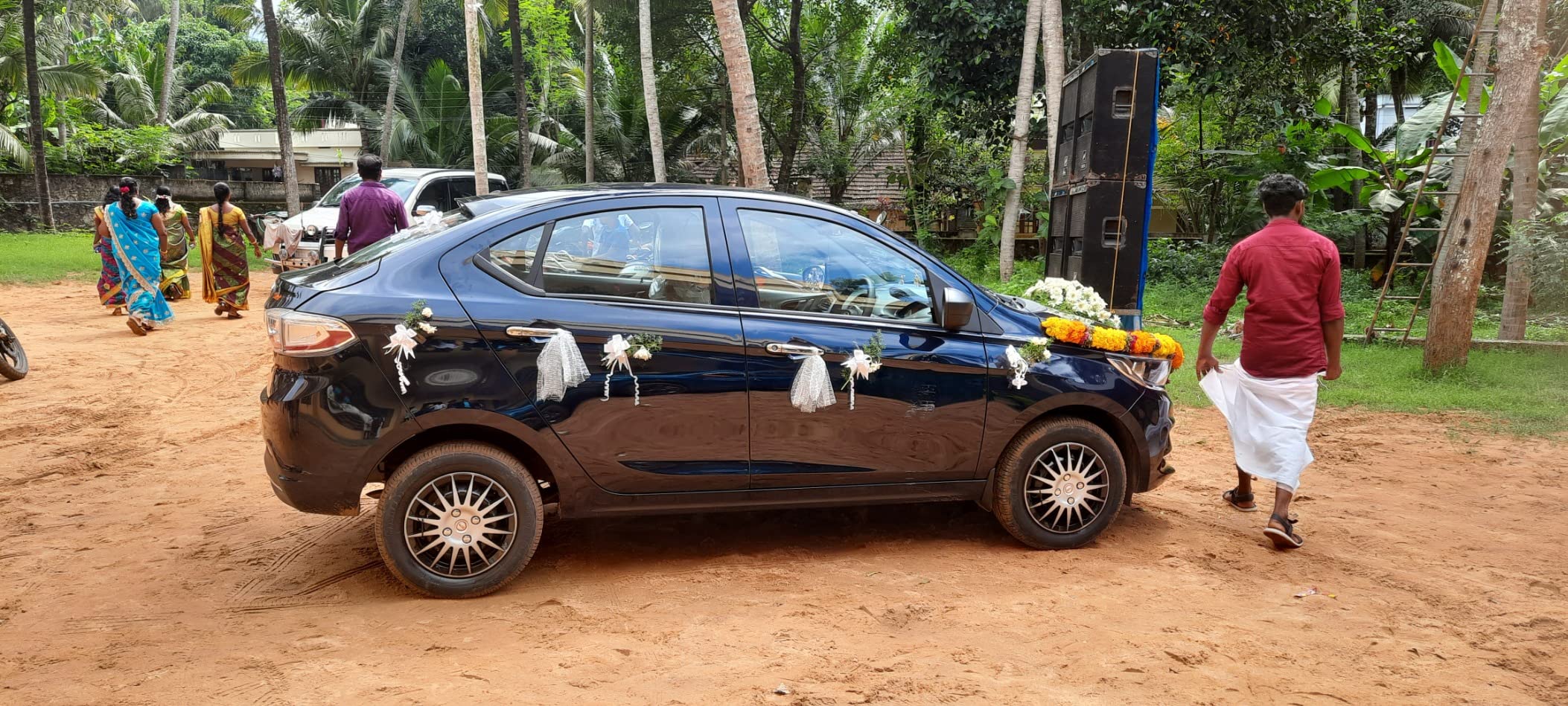 Hotwheelz Sporty Wheel Cover 14 inch for Tata Tigor (XM/XT/XTA)4pc