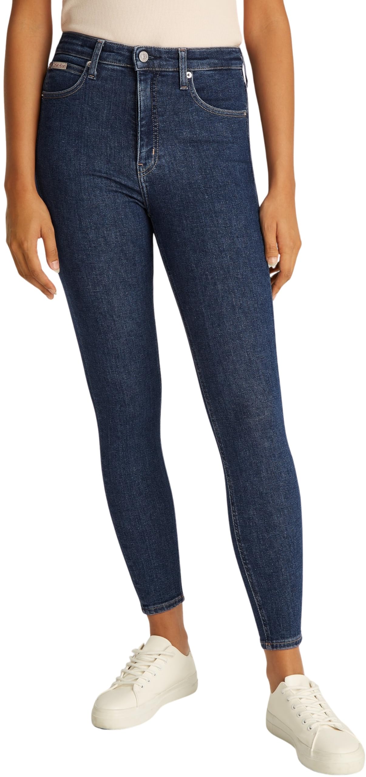 Mode von Calvin Klein & Tommy Hilfiger