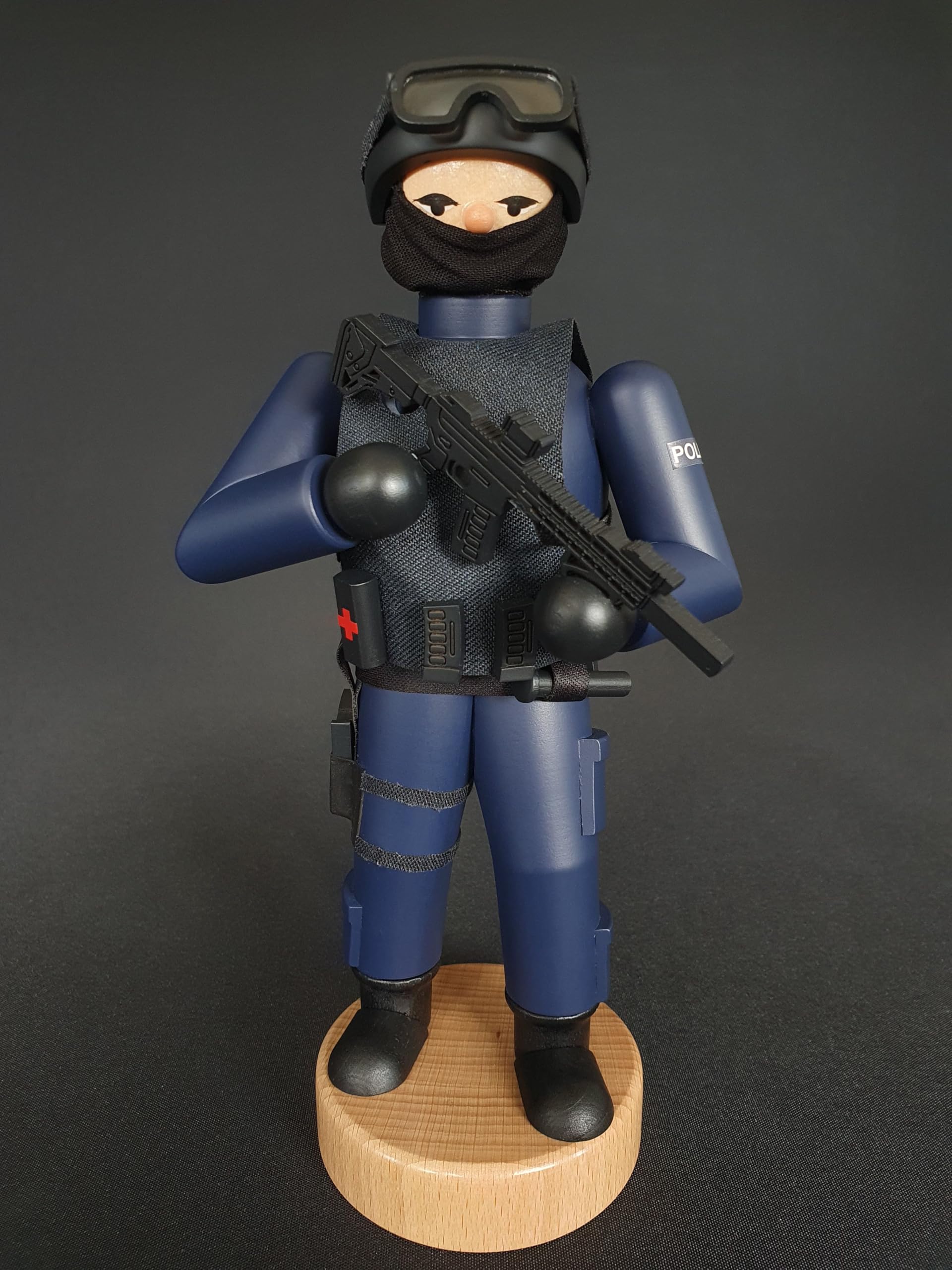 Räuchermännchen Polizist in Schutzausrüstung, 24 cm, Original Erzgebirge
