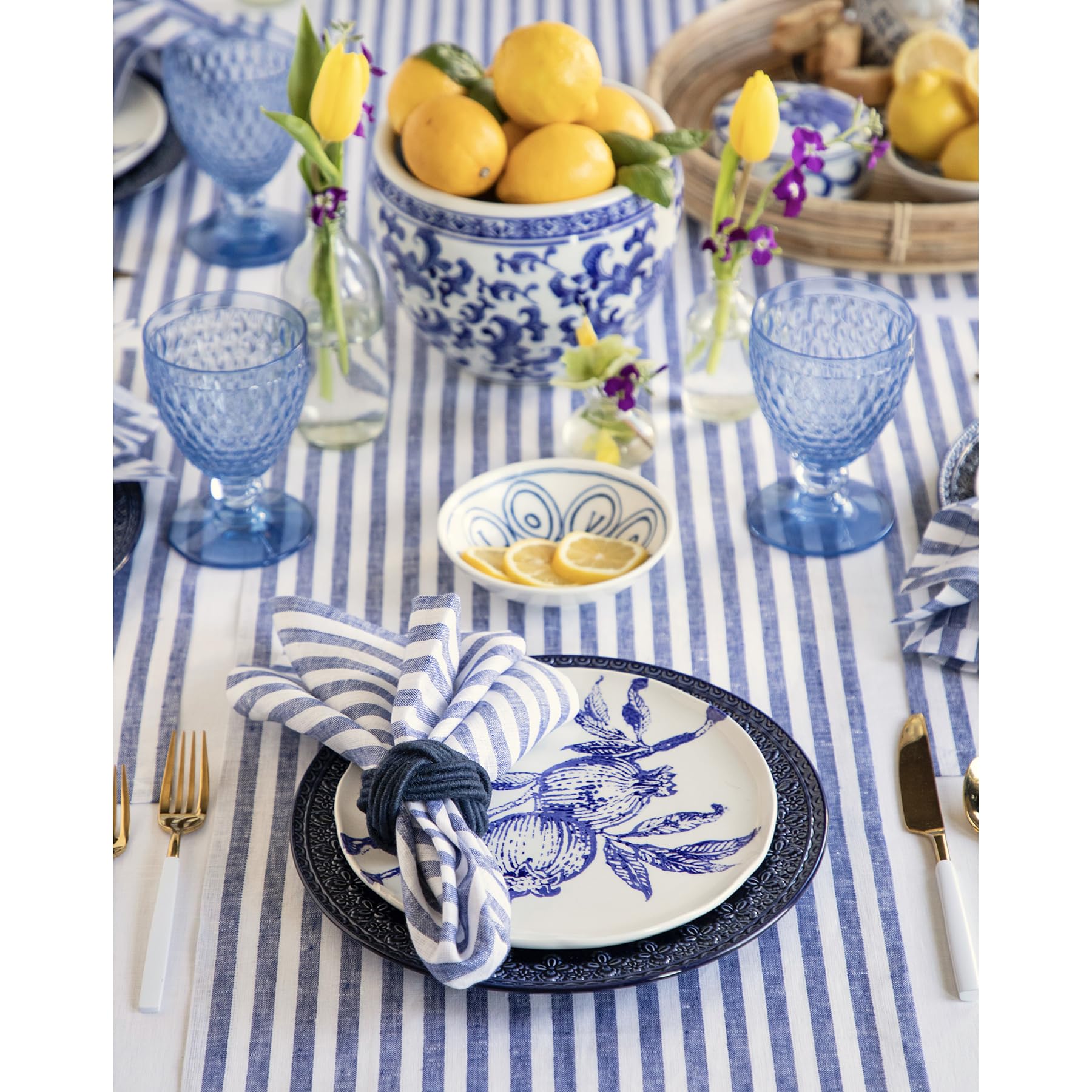 Solino Home Camino de mesa de lino de 60 pulgadas, rayas Amalfi, 100 % lino puro, color azul marino y blanco, 35.5 x 152.4 cm, ideal para tocador y mesas auxiliares, primavera, verano, día de la madre