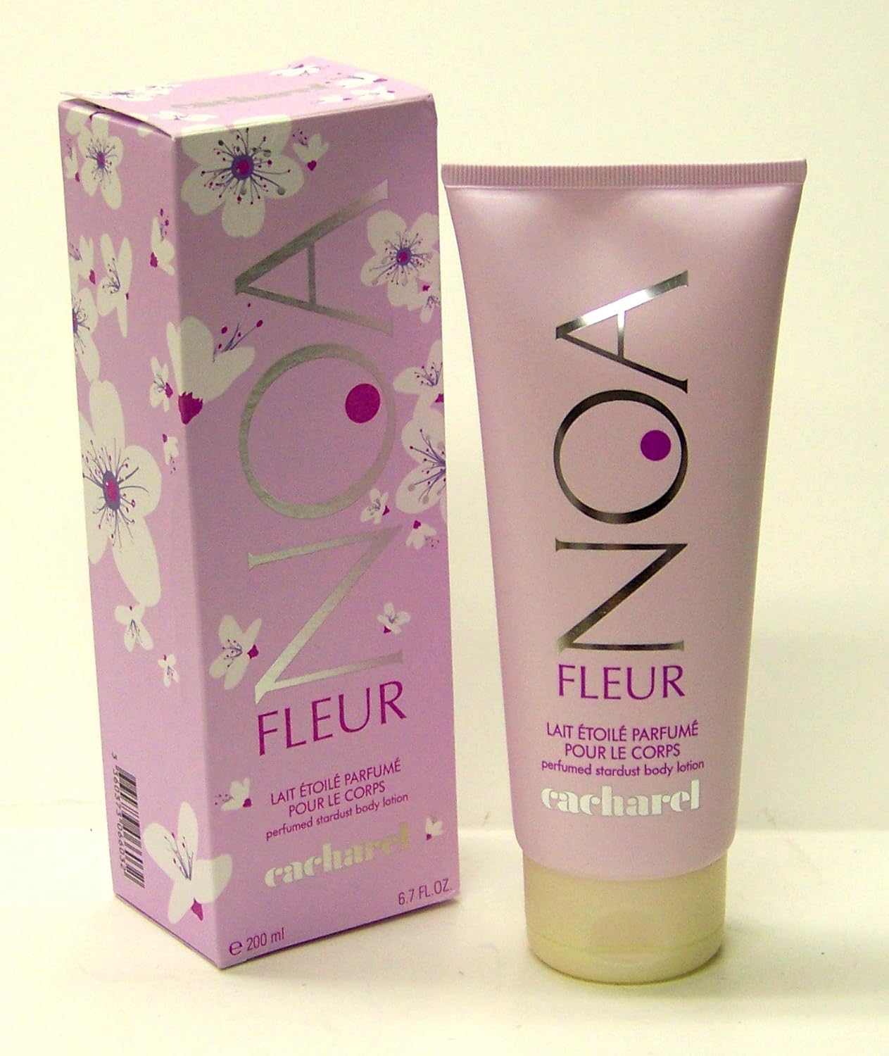 Noa Fleur by Cacharel Perfumed Stardust Body Lotion 6.7 Fl