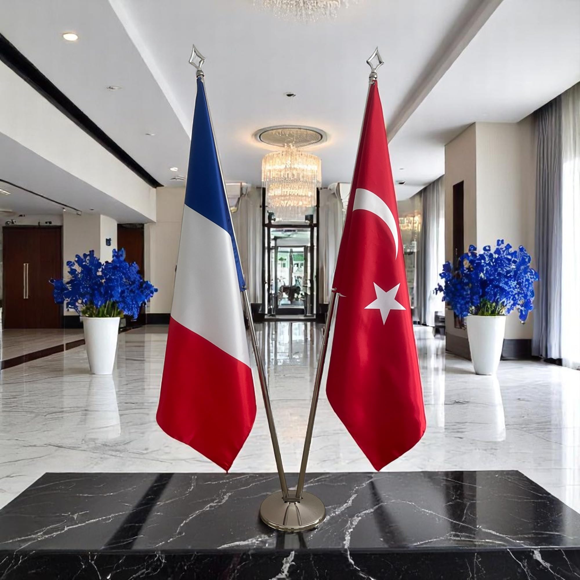 Flagge Frankreich Türkei mit Fahnenmast und Fuß, Büroflaggen, Flaggen auf Hampes, CN3-FR-TR-L